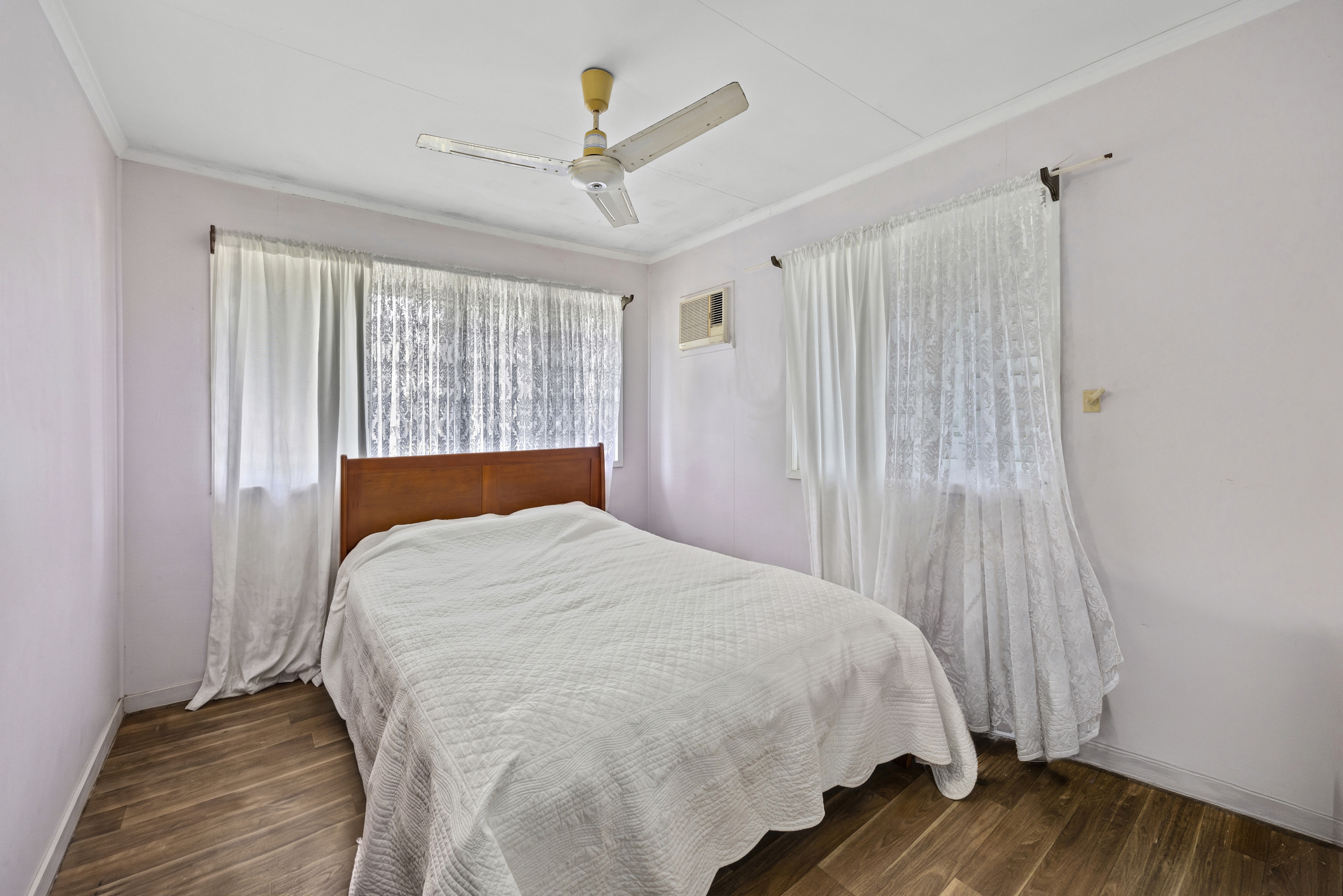 66 Clare Road, Kingston, QLD 4114 - Image 8
