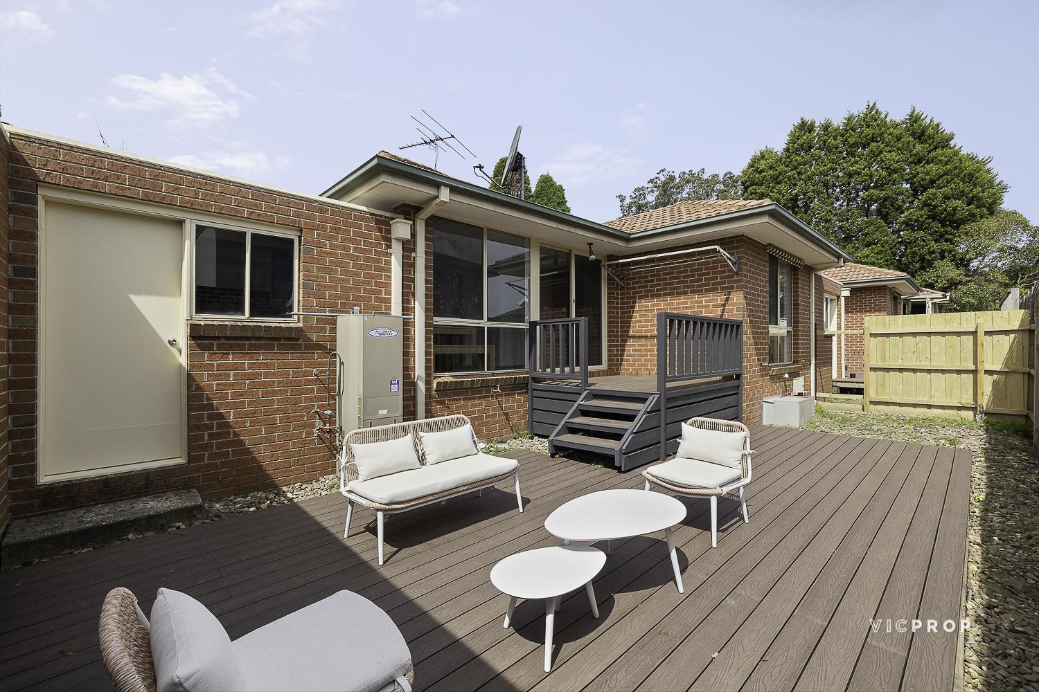 2-bedroom unit at UNIT 2 17 LAKEVIEW AVENUE, Rowville VIC 3178, Knox, Victoria