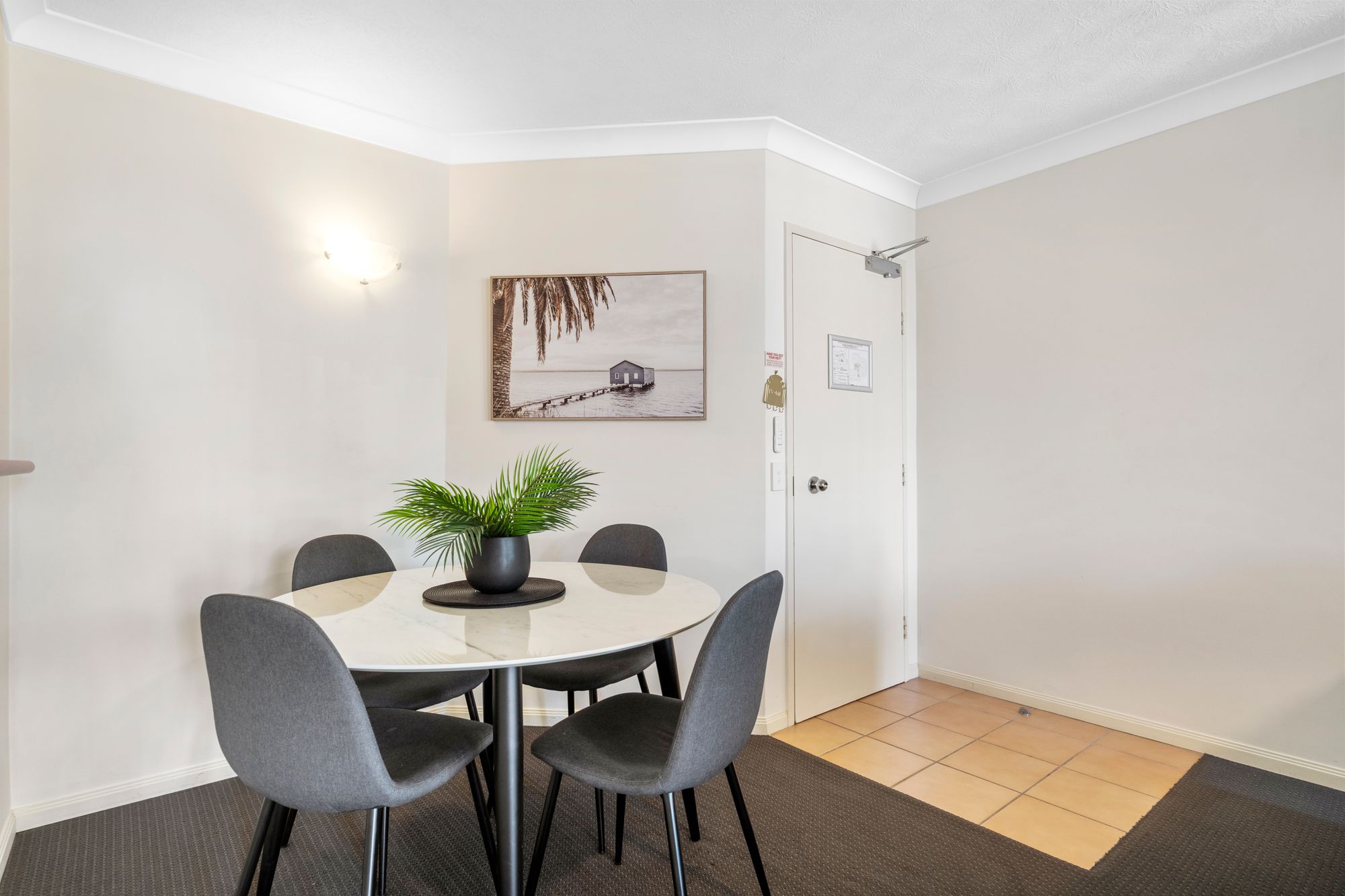 12 93 OLD BURLEIGH ROAD, BROADBEACH QLD 4218 - Image 6
