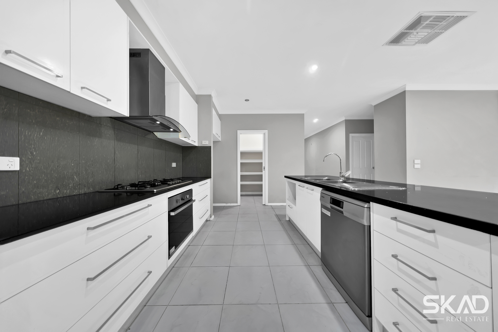 47 HERLITZ DRIVE, Epping VIC 3076 - Image 9