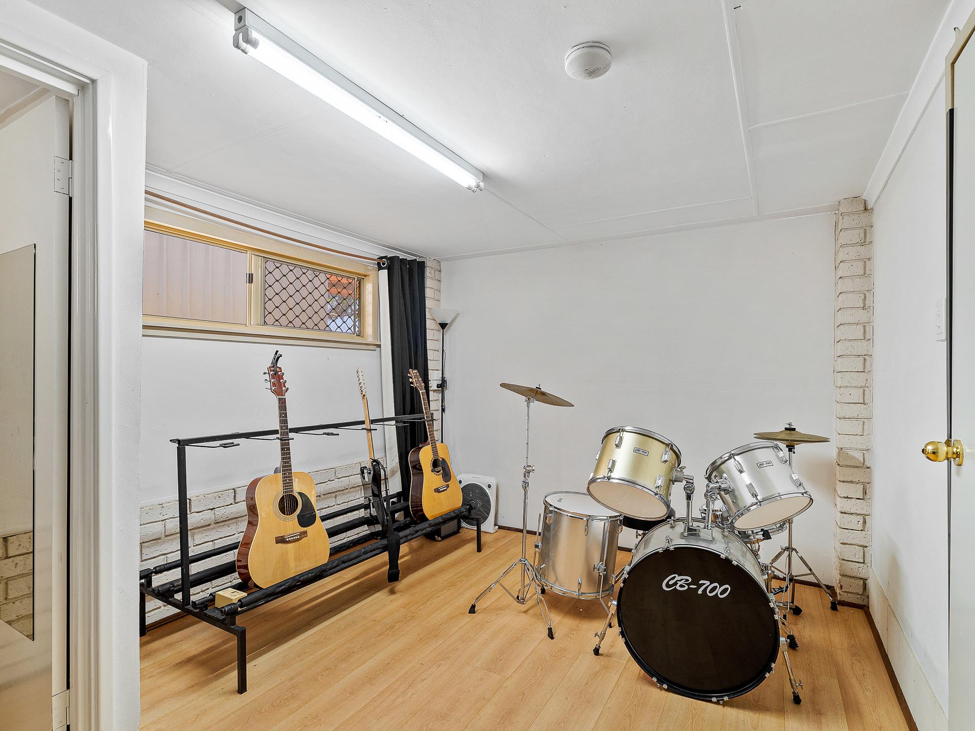 5-bedroom house at 32 FAIRWAY CRESCENT, Meadow Springs WA 6210, Mandurah, Western Australia