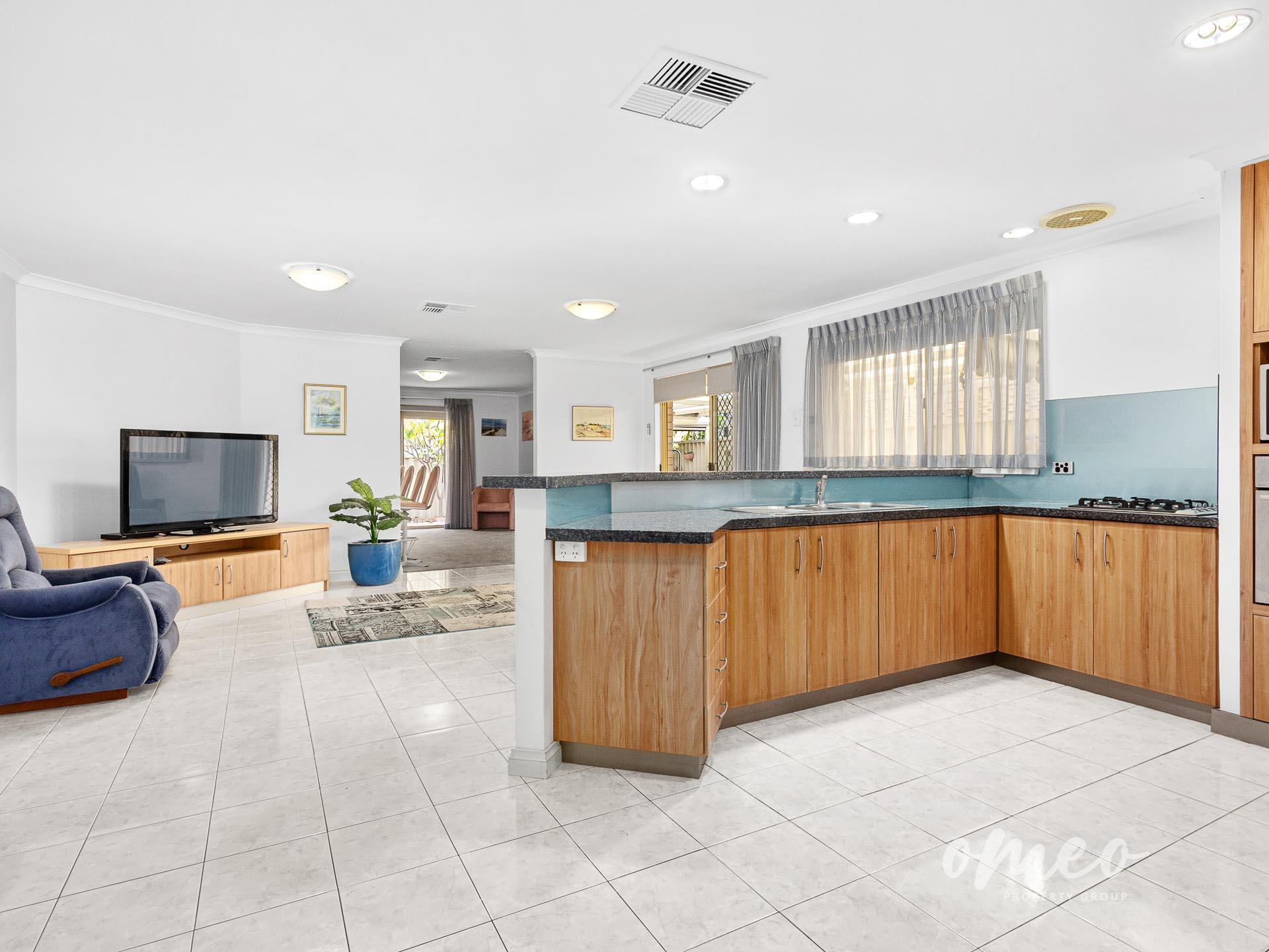 7b Luscombe Way, Coogee, Wa, 6166 - Image 5