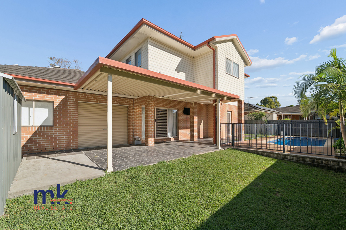 5-bedroom house at 3 Hogan Place, Mount Annan, NSW 2567, Camden, New South Wales
