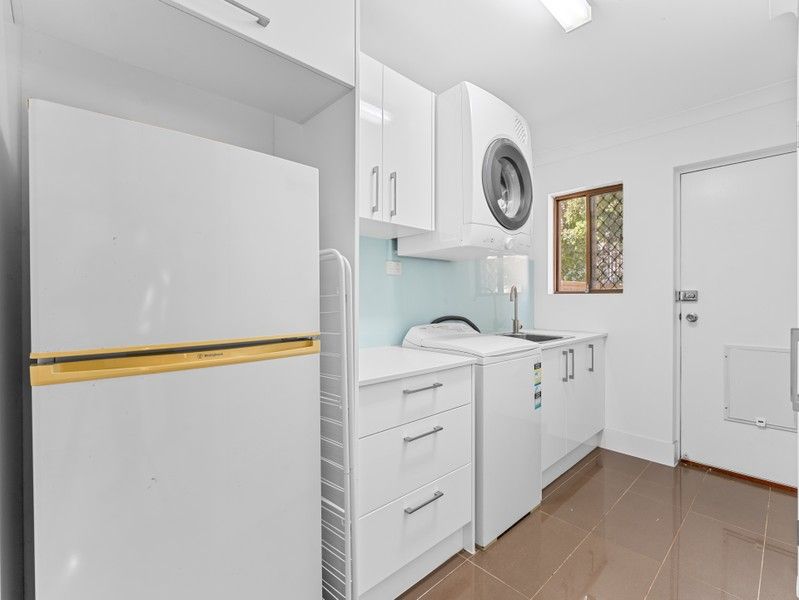 148 Lynne Grove Avenue, Corinda, Qld, 4075 - Image 9