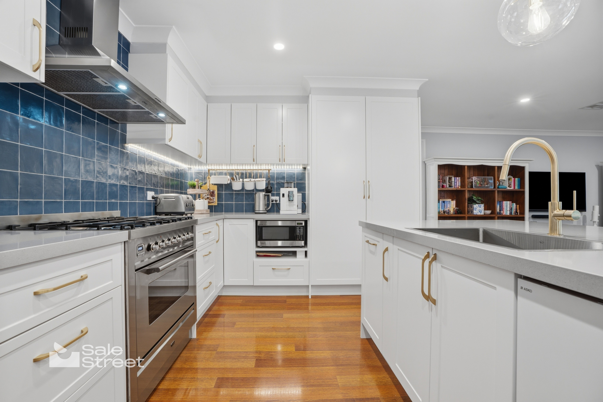10 AVONLEA PLACE, Orange NSW 2800 - Image 9