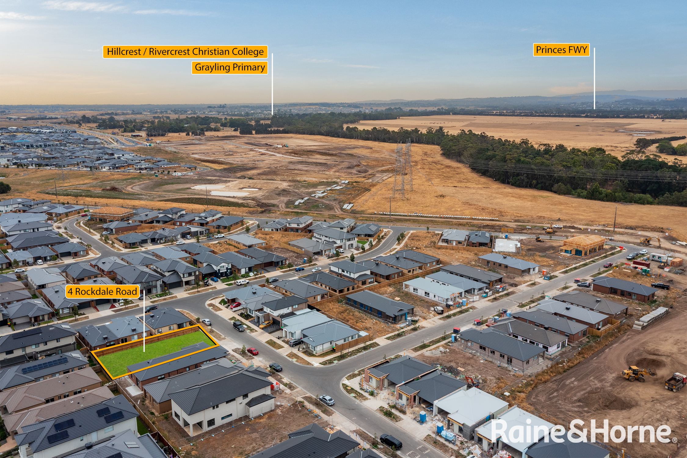 4 Rockdale Road, Clyde North, Vic, 3978 - Image 4