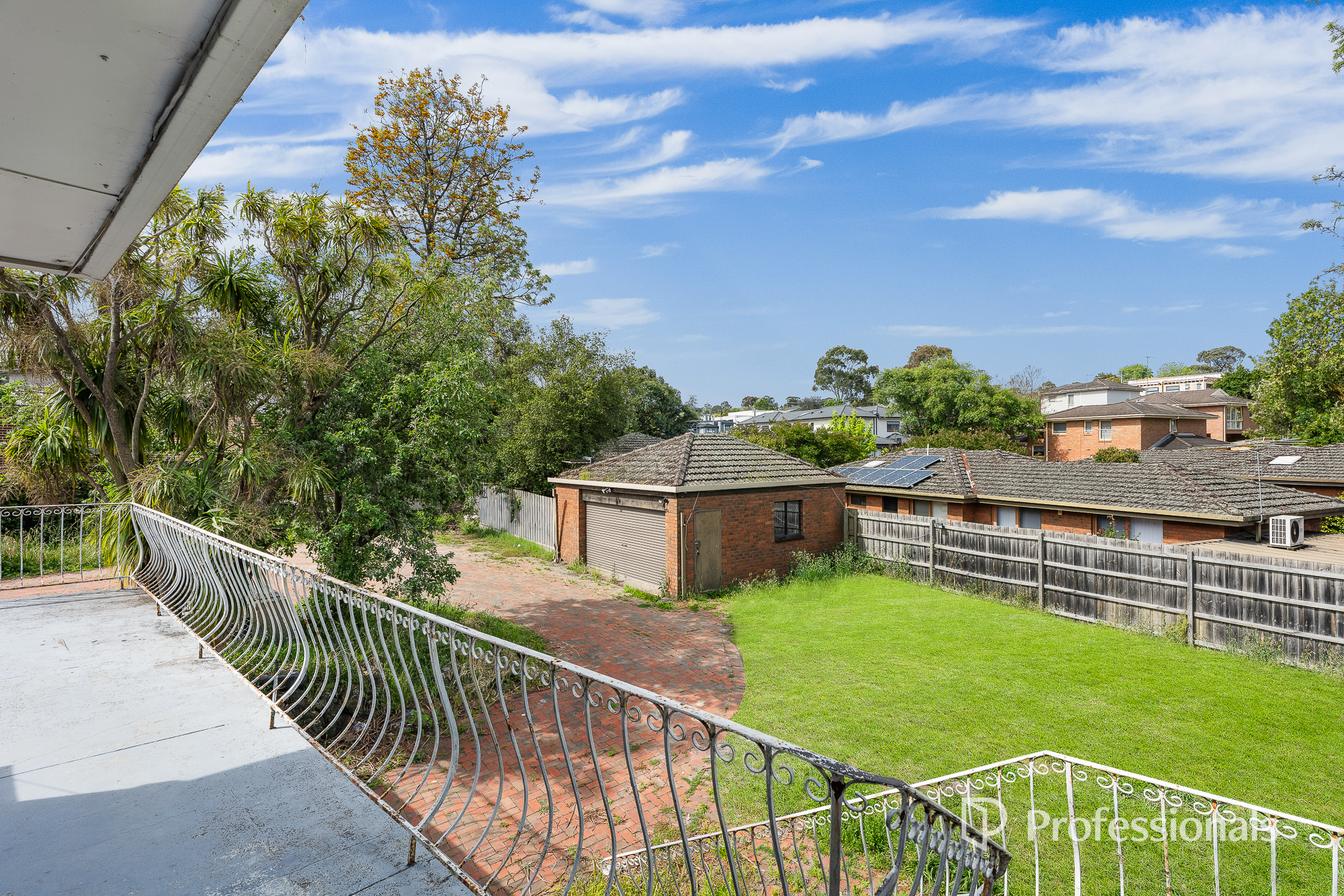 1&2/3 Vicki Court, Doncaster East, Vic, 3109 - Image 5