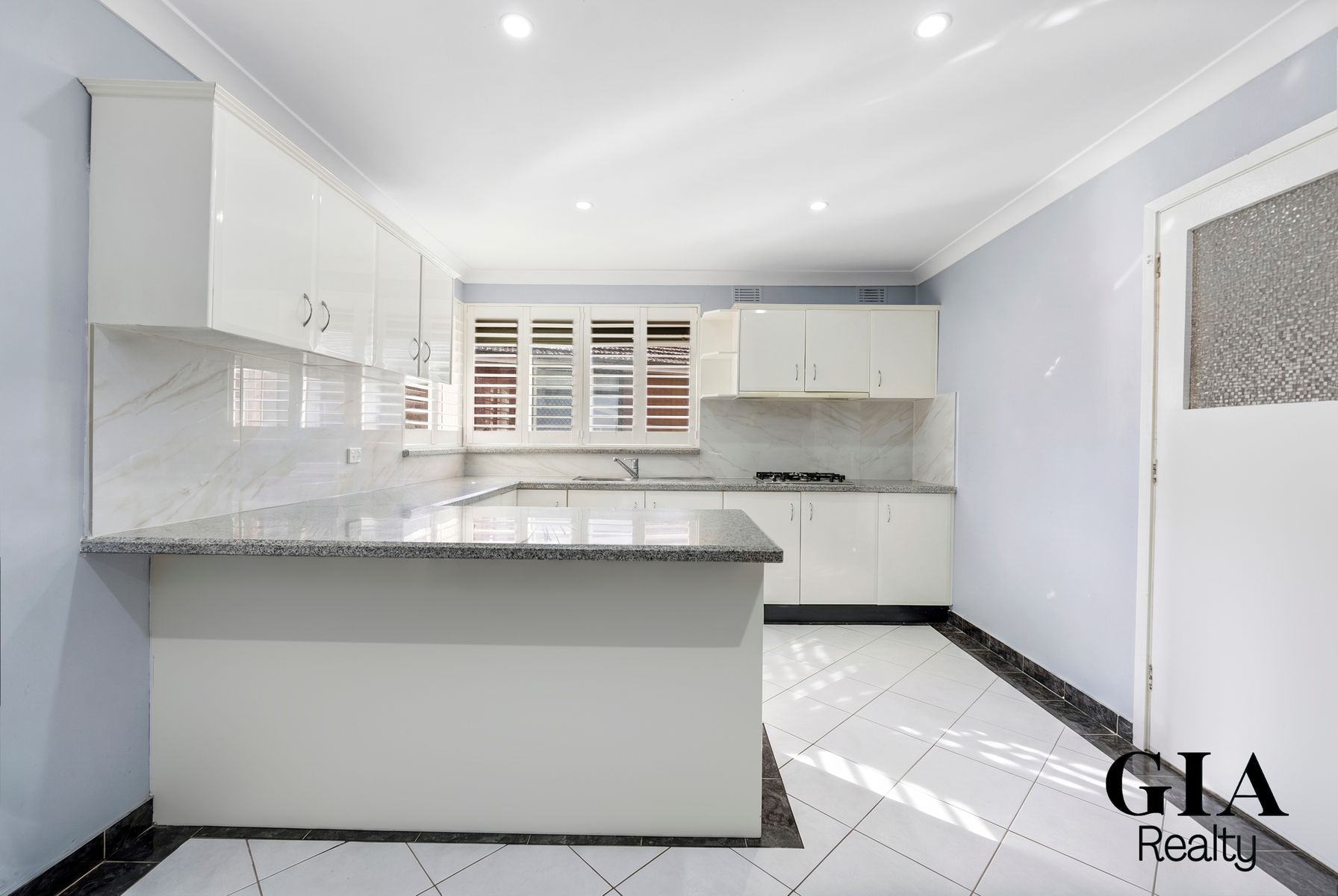12 KIMBERLEY CRESCENT, Fairfield West NSW 2165 - Image 7