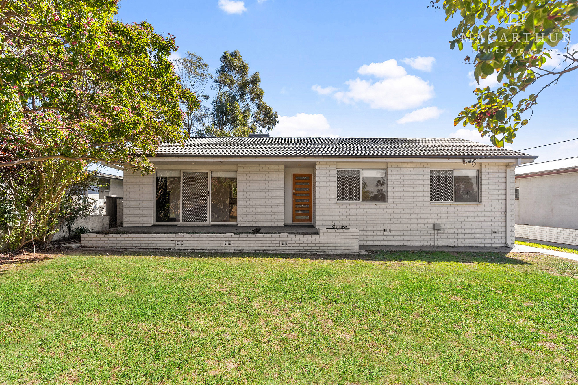 30 MACARTHUR STREET, Ashmont NSW 2650 - Image 1