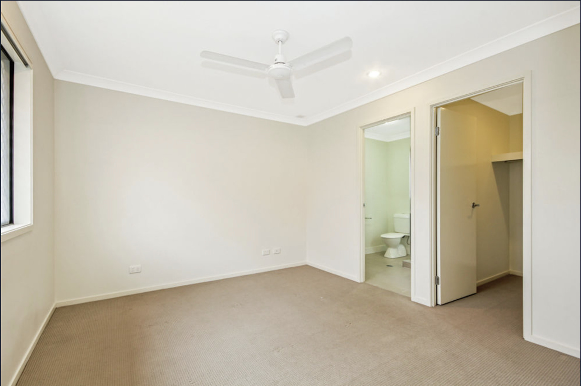 21 WALLIS CIRCUIT, North Lakes QLD 4509 - Image 10