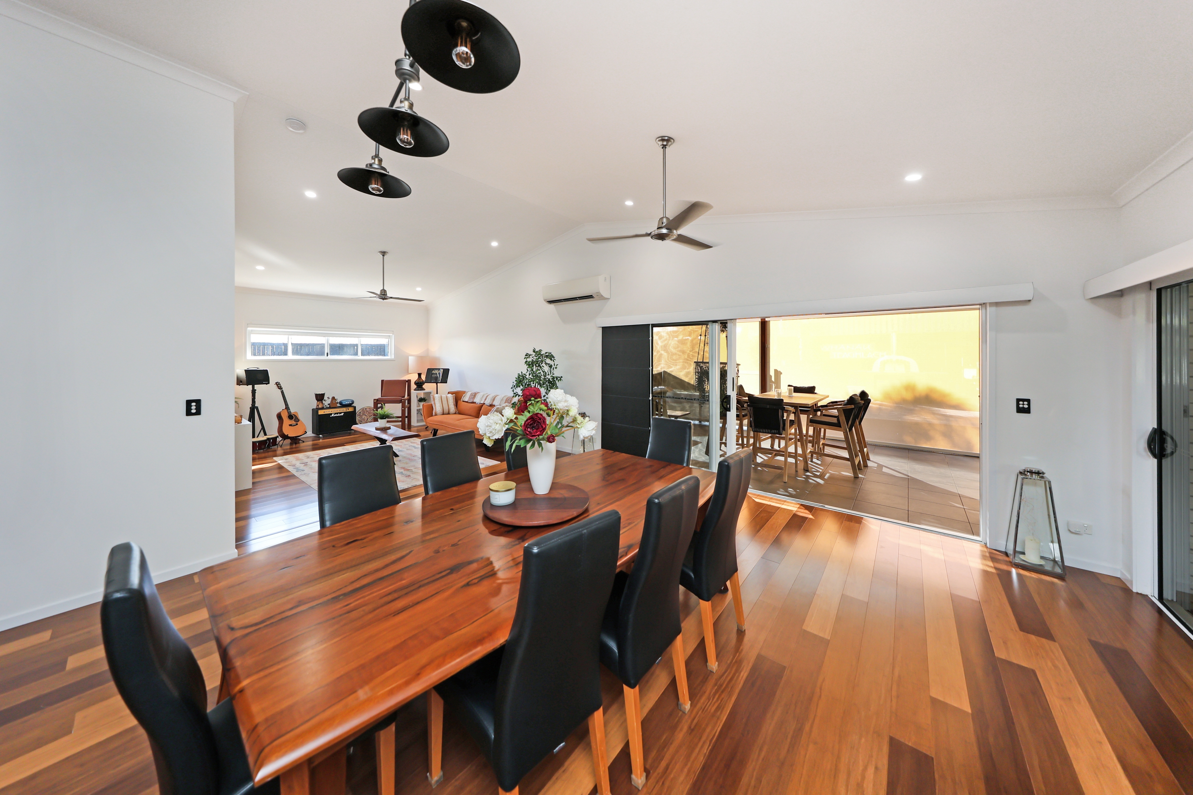 13 Herbert Street, Urangan, QLD 4655 - Image 5