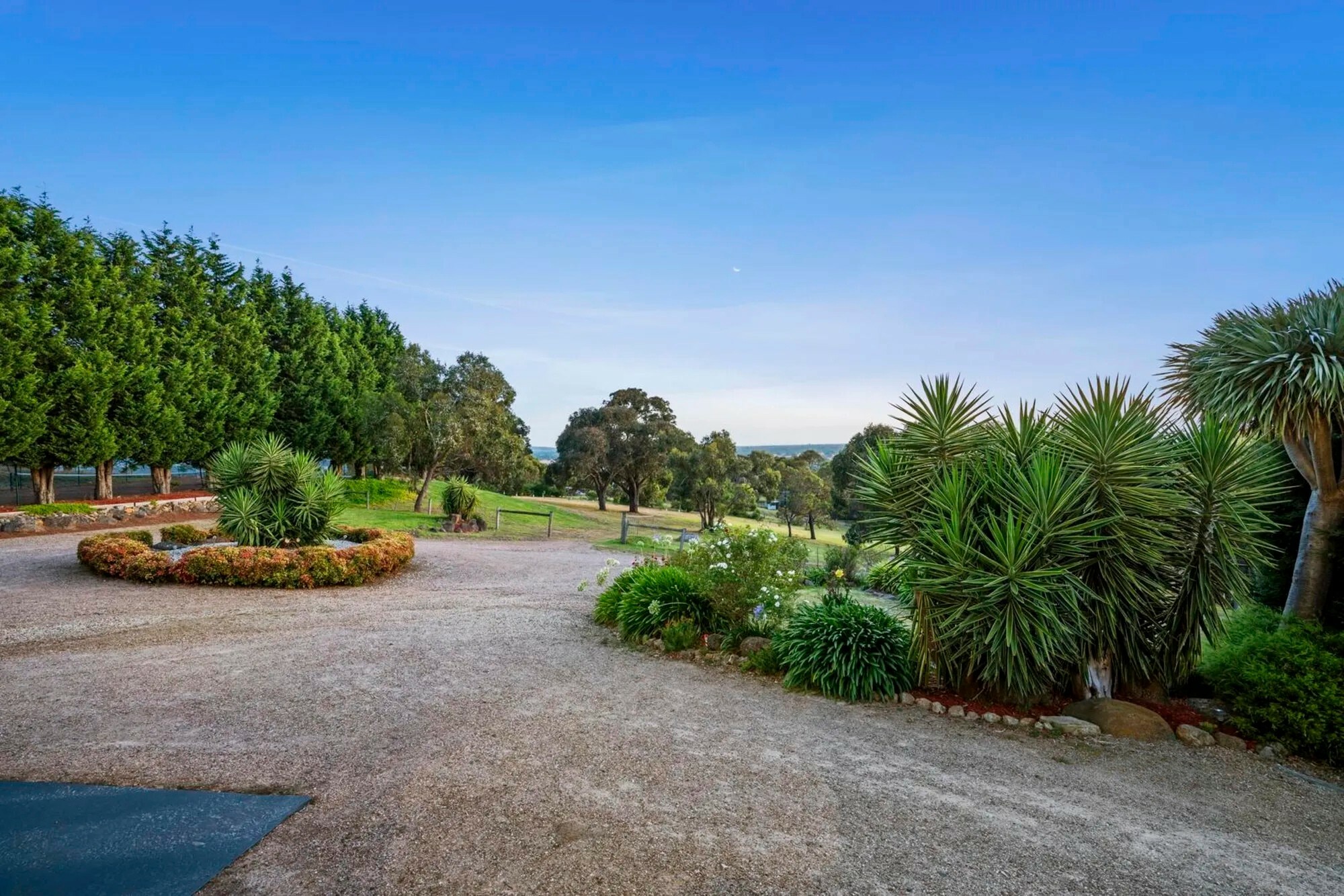 8-bedroom house at 221 GRANTS ROAD, Eden Park VIC 3757, Whittlesea, Victoria