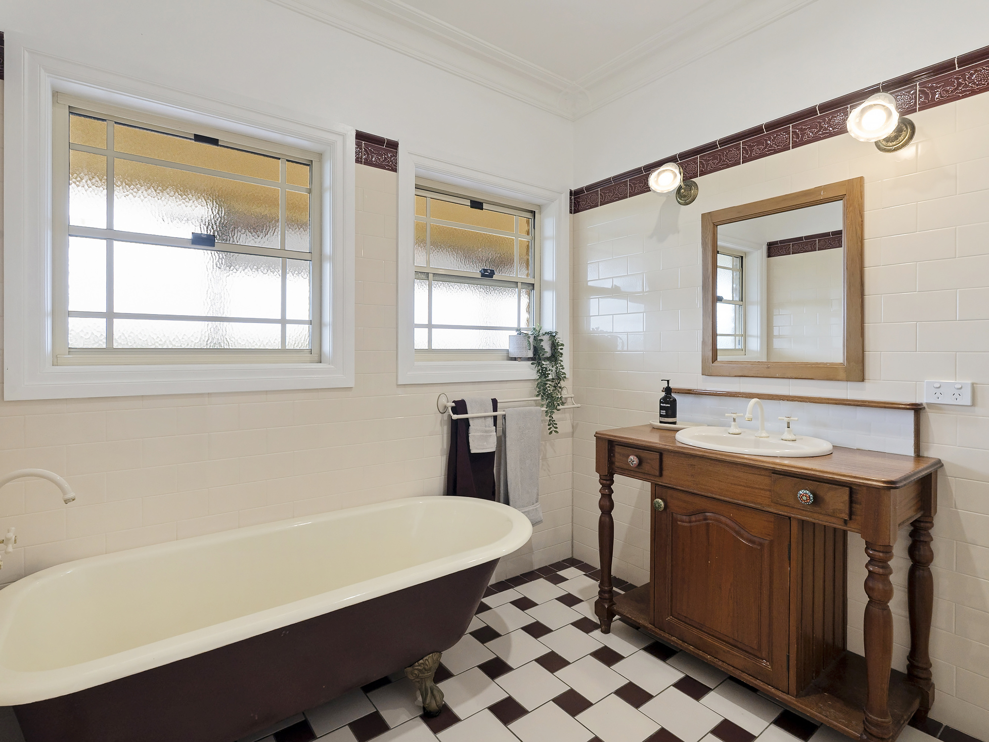 6-bedroom house at 5 Glenbrae Drive, Terranora, NSW 2486, Tweed, New South Wales