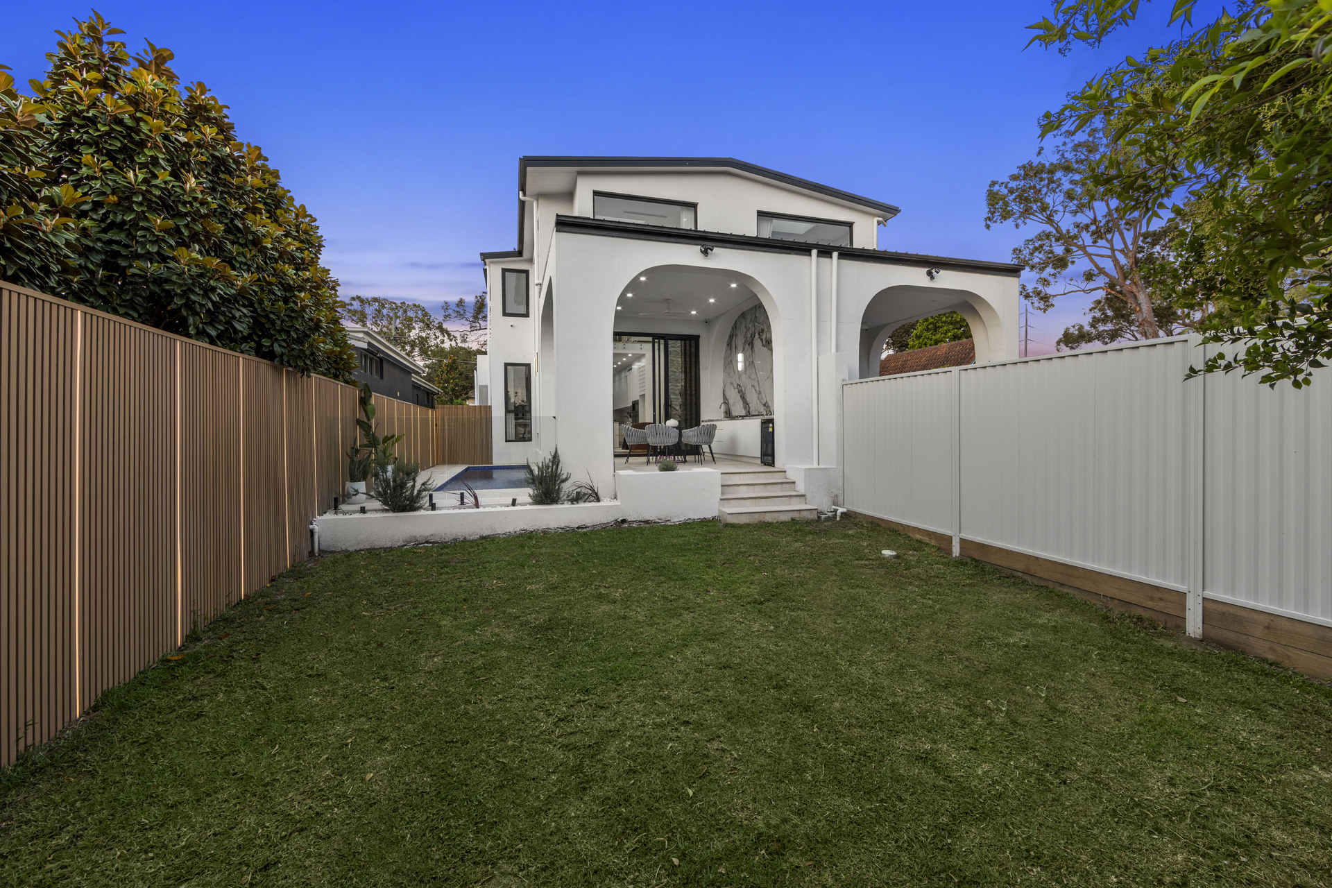 4-bedroom unit at 164B Caringbah Road, Caringbah South, NSW 2229, Sutherland, New South Wales