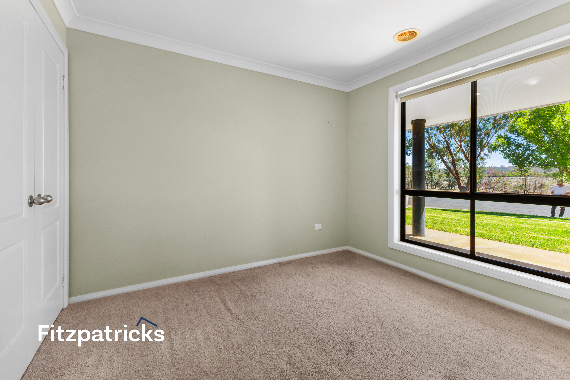54 MIMA STREET, Glenfield Park NSW 2650 - Image 10
