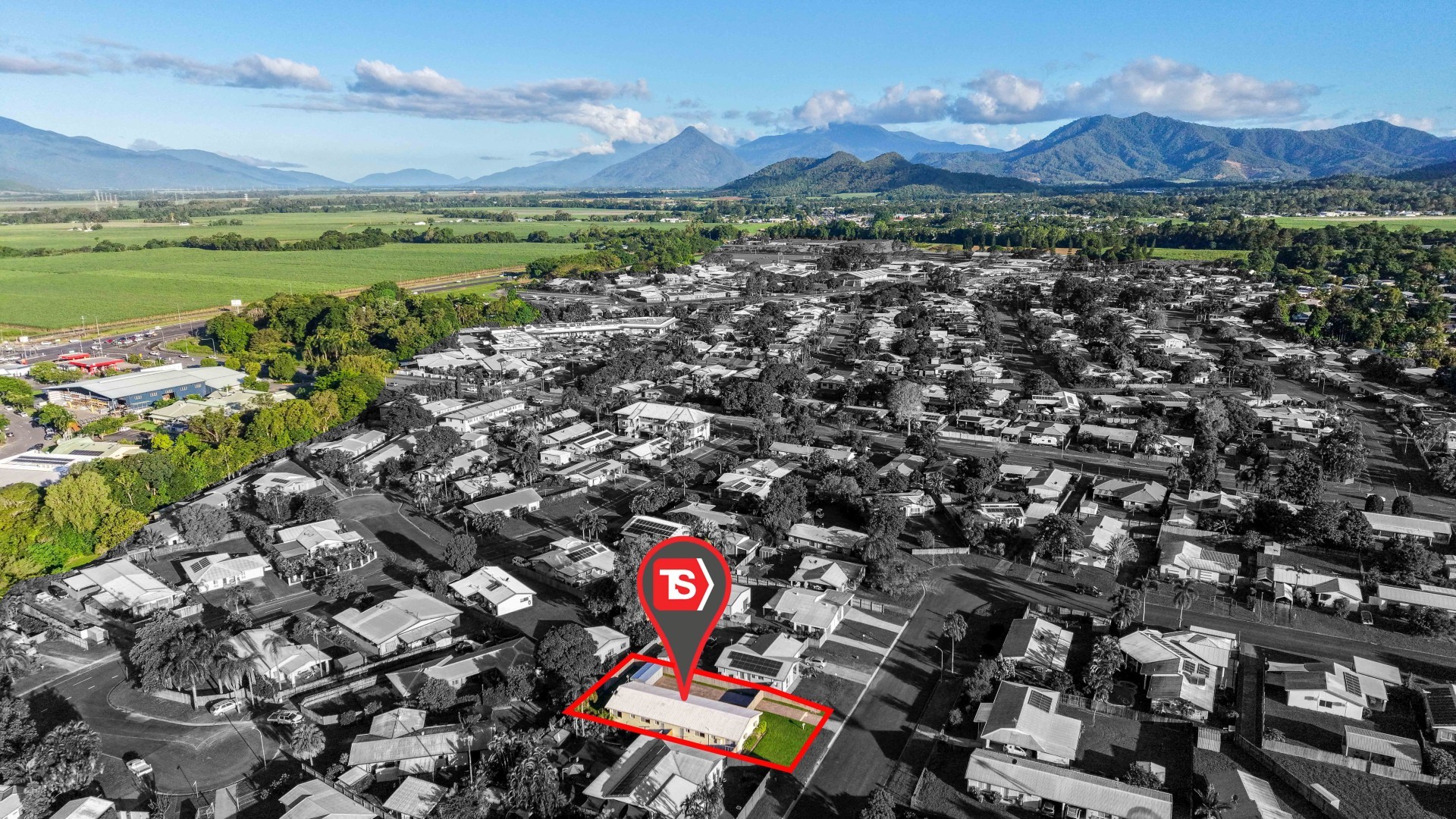 4-bedroom unit at 30 LEEUWIN CRESCENT, Bentley Park QLD 4869, Cairns, Queensland