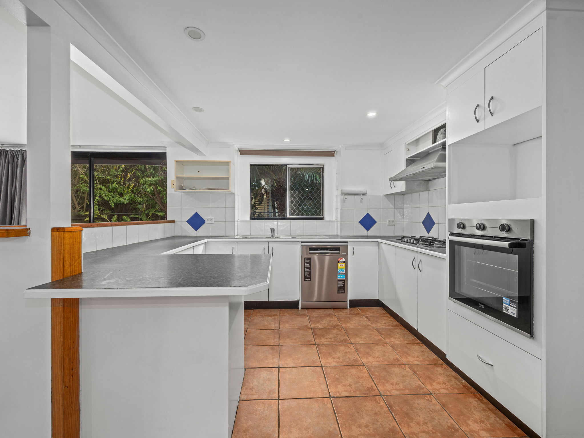 48 LYNELLE STREET, Marsden QLD 4132 - Image 6