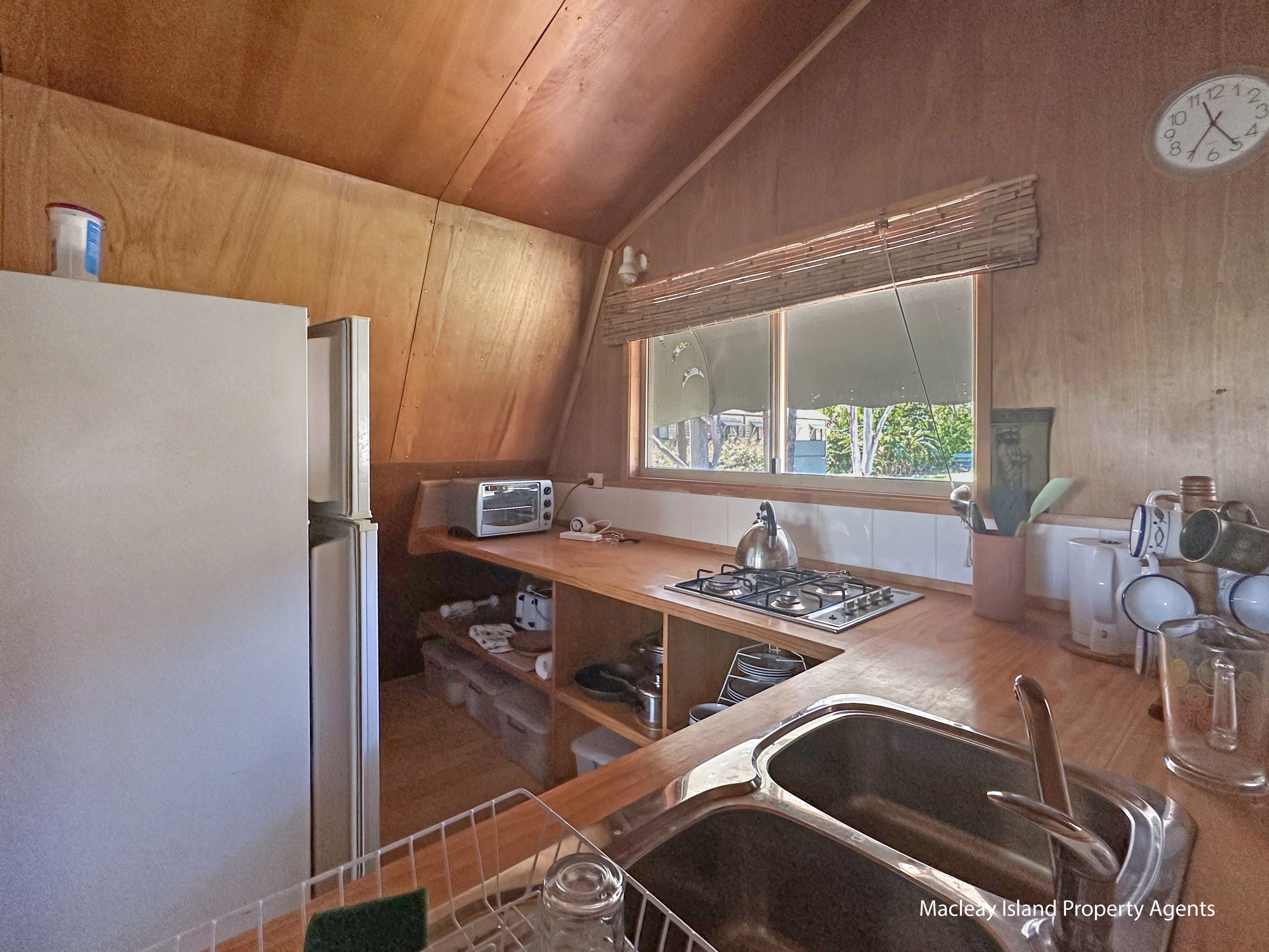29 Piccaninny Street, Macleay Island, QLD 4184 - Image 10