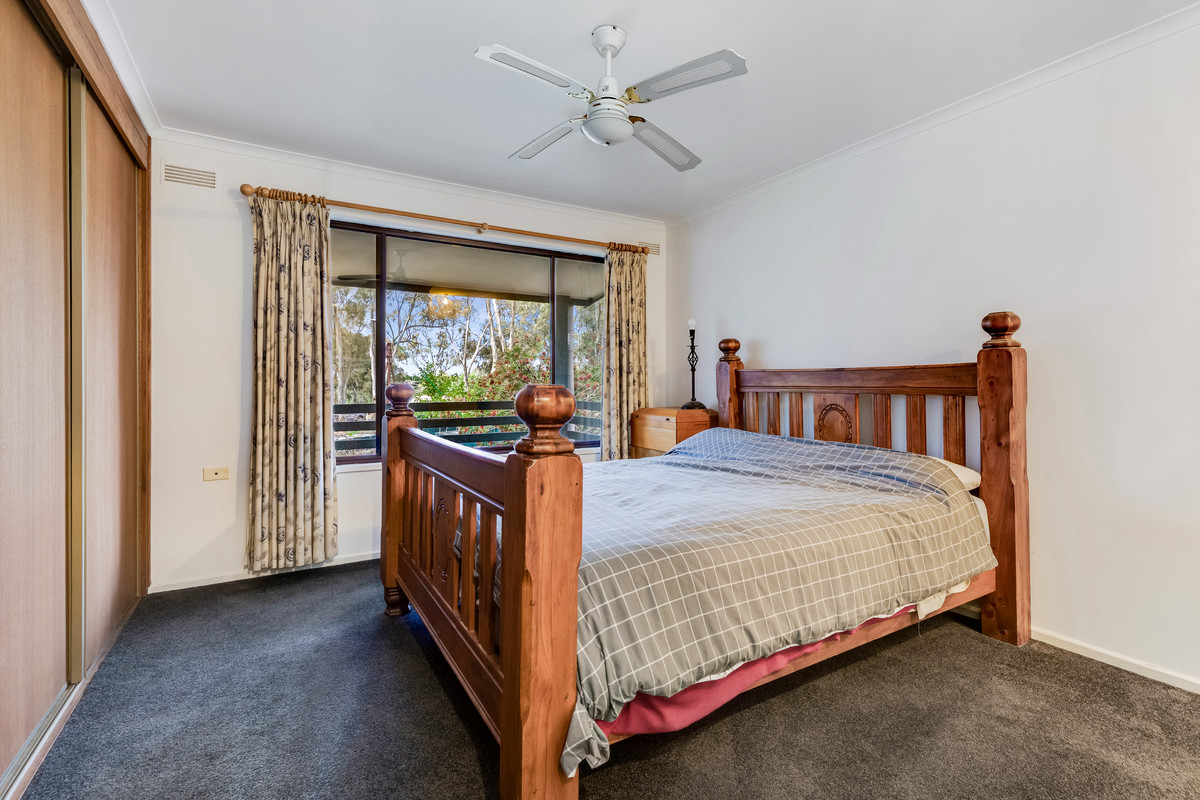 2-bedroom house at 66 Reef Street, Wedderburn, VIC 3518, Loddon, Victoria