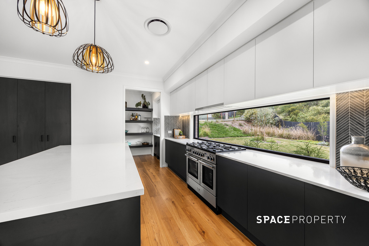 34 SUNDOWN CIRCUIT, Upper Kedron QLD 4055 - Image 6