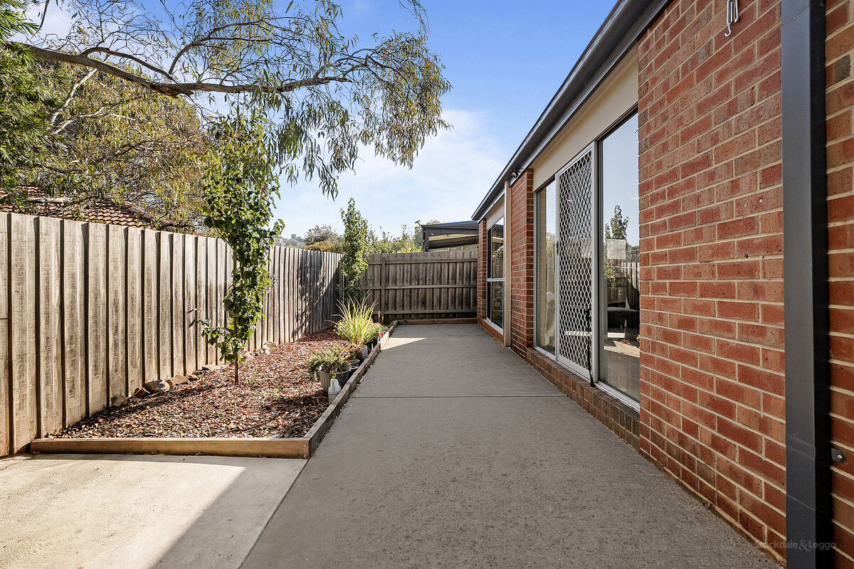 3-bedroom unit at UNIT 14 11 HAWK AVENUE, Pakenham VIC 3810, Cardinia, Victoria