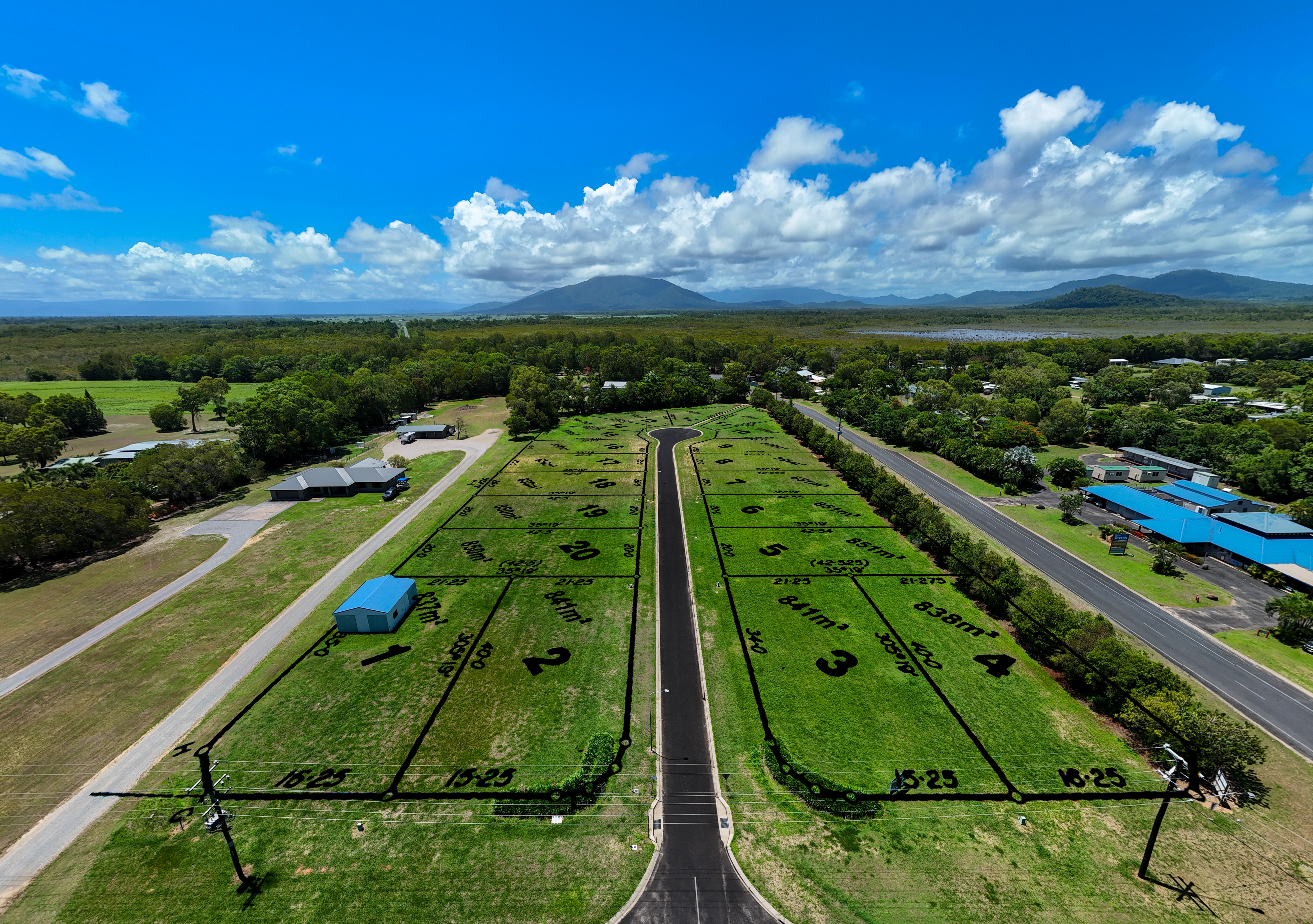 Multiple Lots Pelican Close, Tully Heads, Qld, 4854 - Image 10