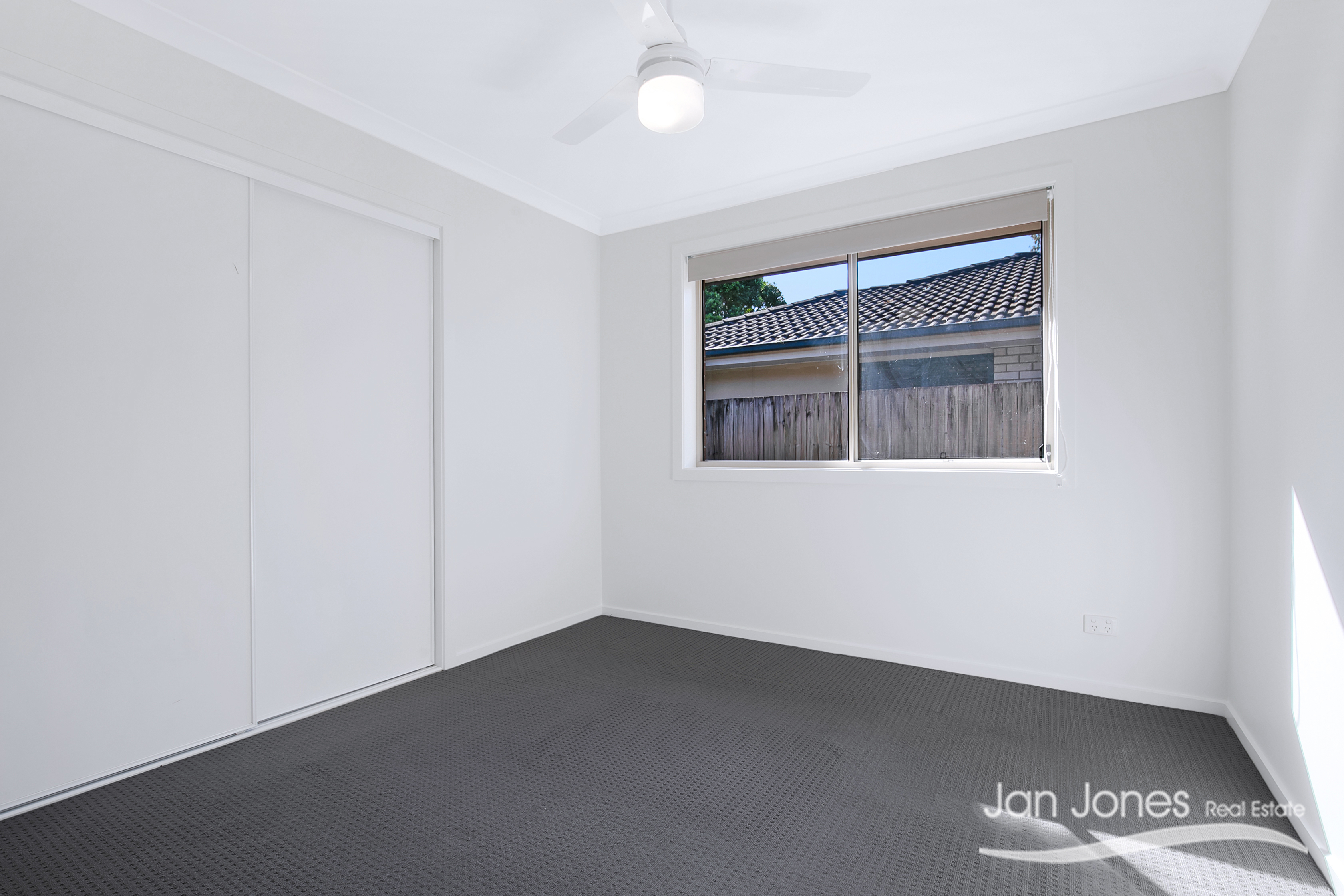 33 PEGGY ROAD, Bellmere QLD 4510 - Image 9