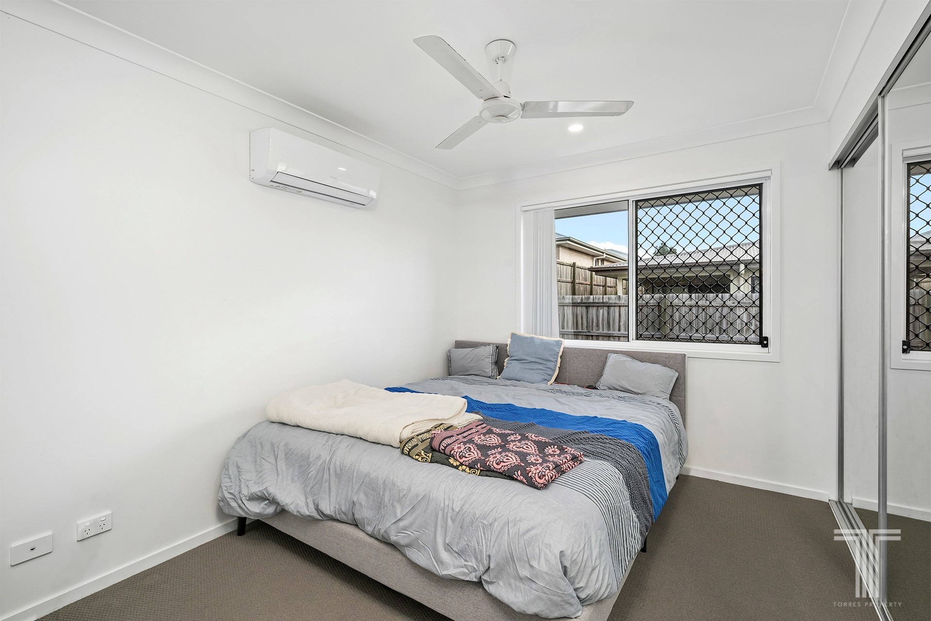 15 Daybreak Street, Spring Mountain, QLD 4300 - Image 9