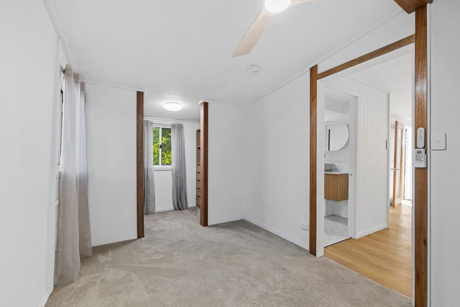 6 CORONATION DRIVE, Mount Morgan QLD 4714 - Image 4