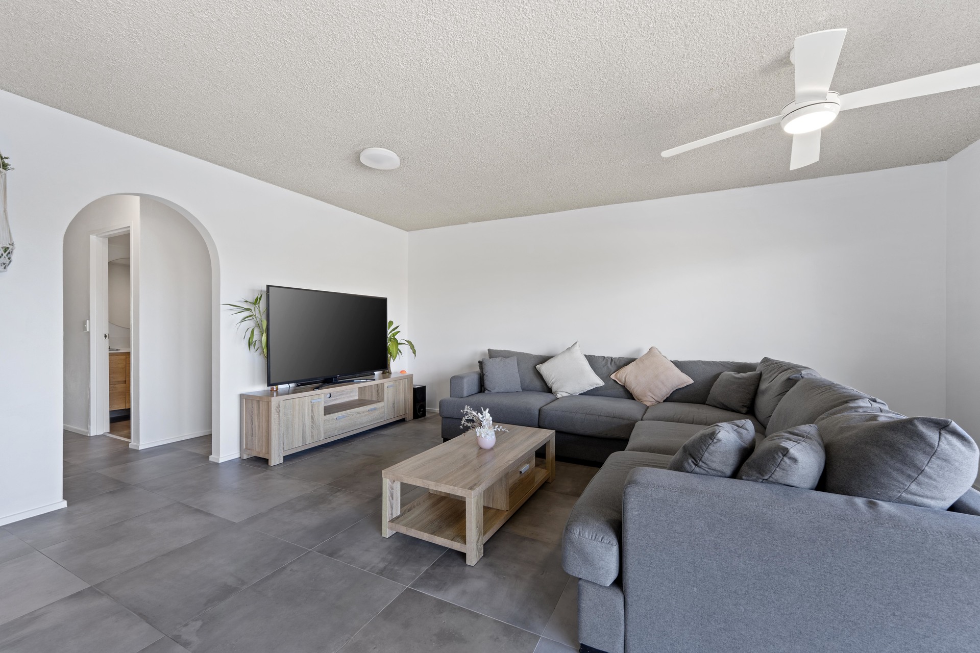 UNIT 3 5-7 BAROOGA CRESCENT, Mooloolaba QLD 4557 - Image 8
