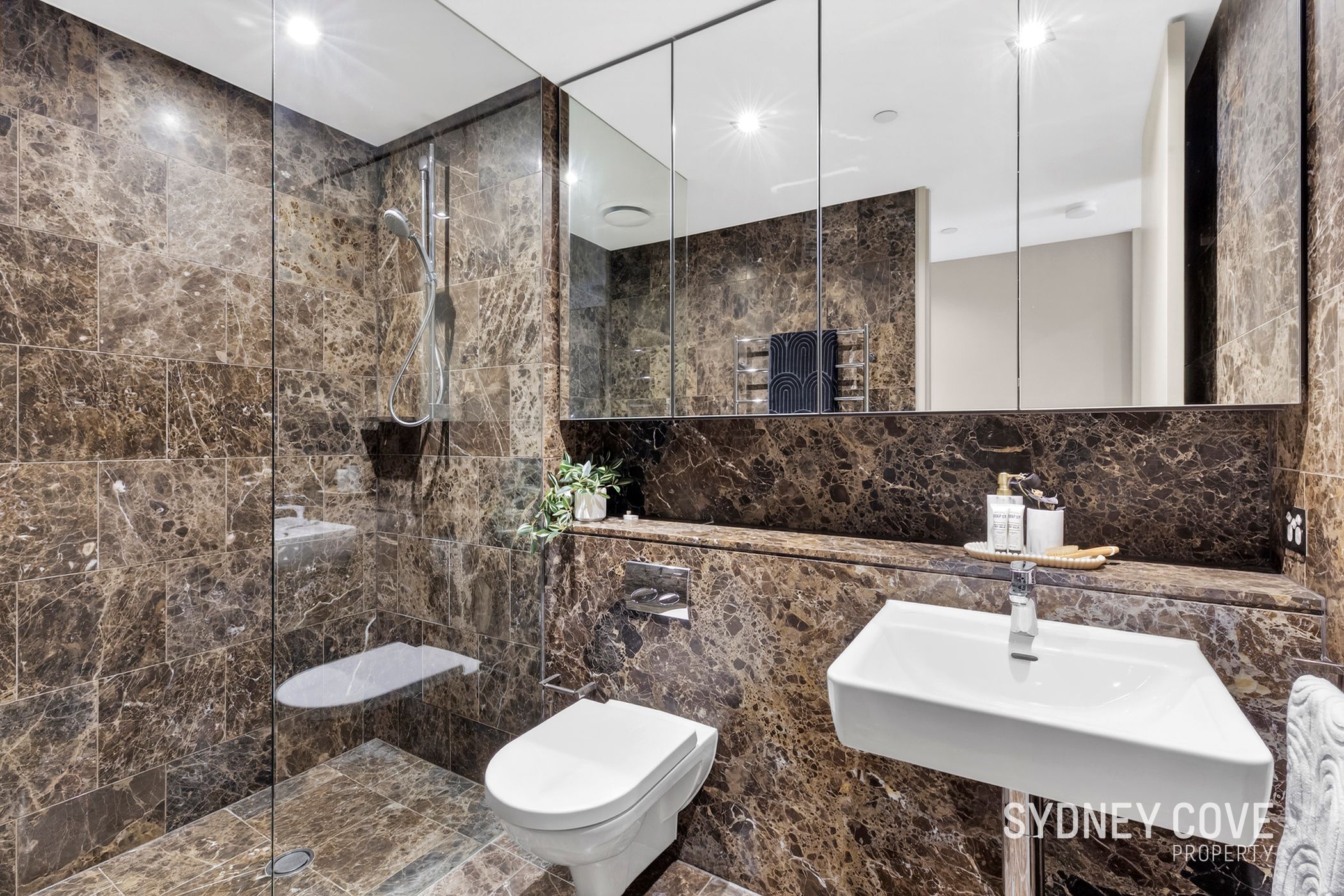 2-bedroom unit at 17c/171 Gloucester Street, Sydney, Nsw, 2000, Sydney, New South Wales