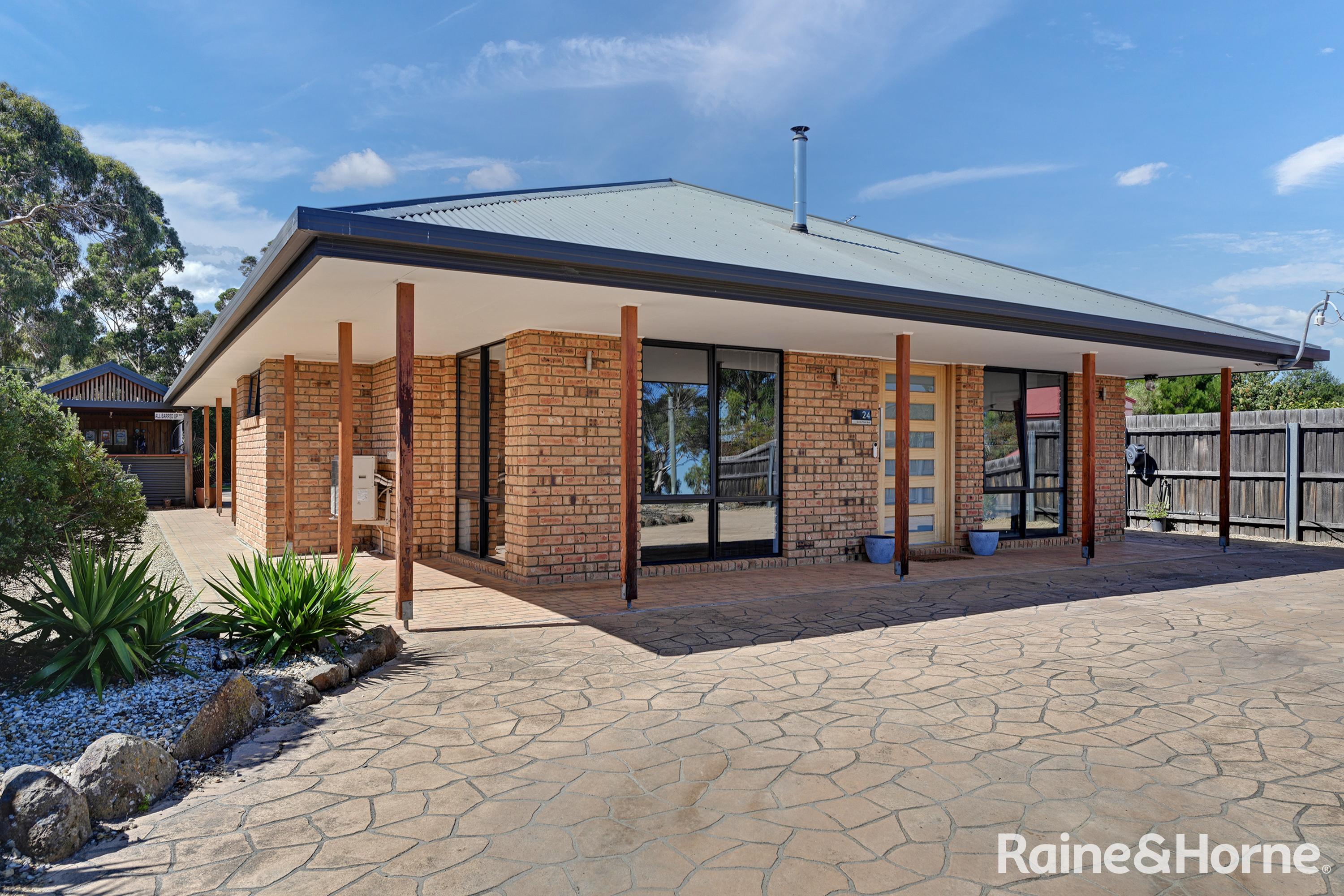 24 SANDY POINT AVENUE, Dodges Ferry TAS 7173 - Image 1