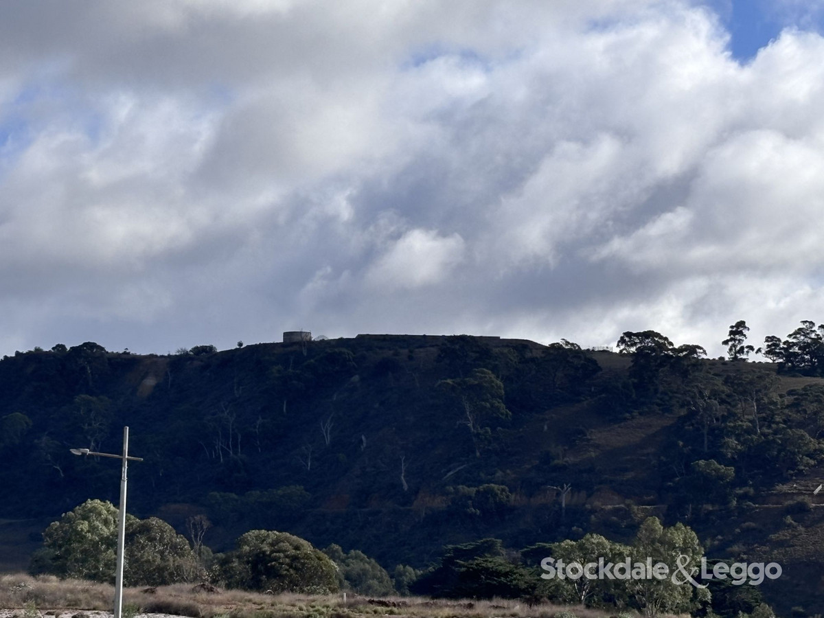 302 Yellow Gum Way, Maddingley, Vic, 3340 - Image 8