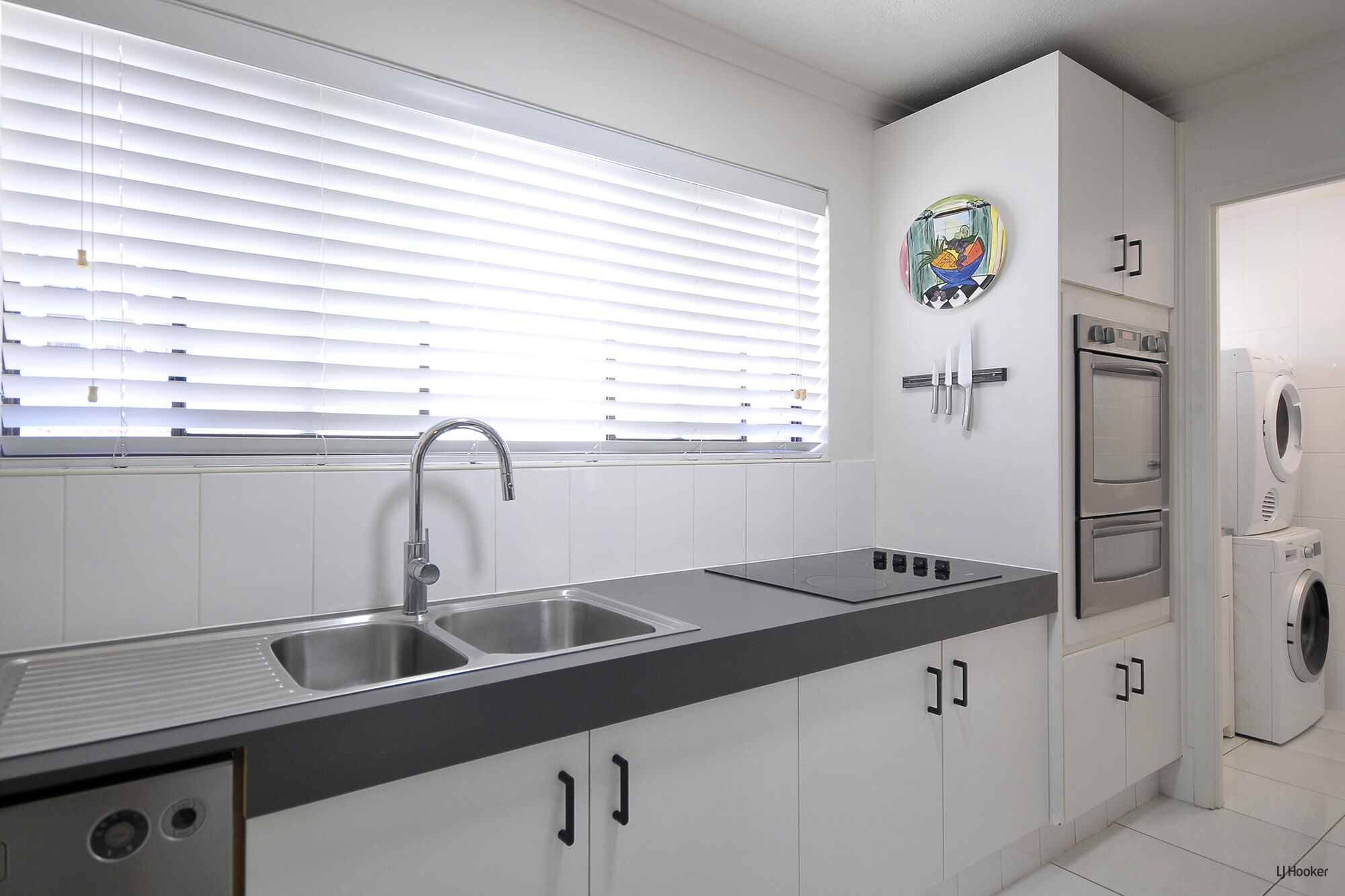 4 69 GOLDEN FOUR DRIVE, BILINGA QLD 4225 - Image 6