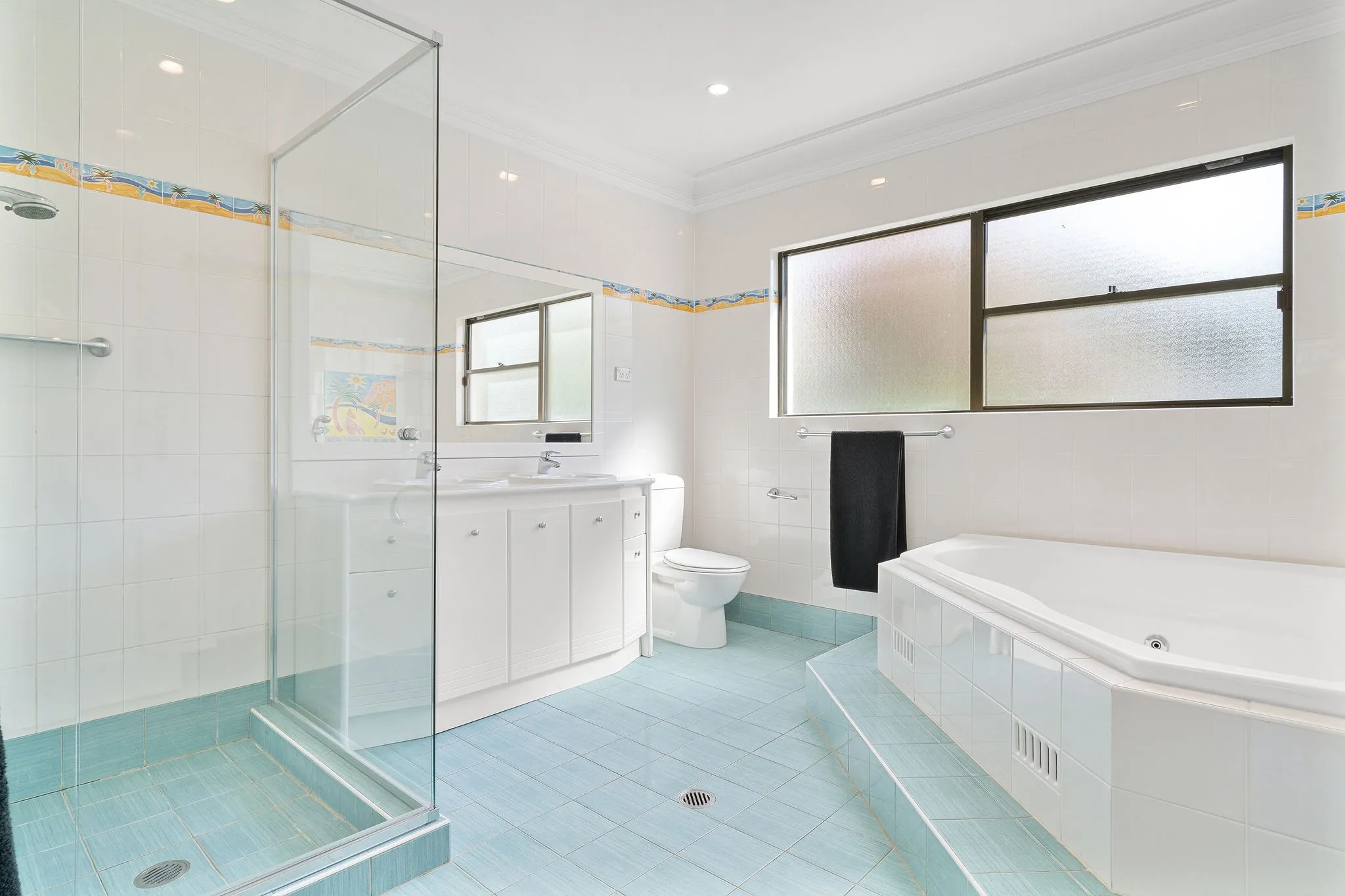 6-bedroom house at 14 Beach Street, Blakehurst, NSW 2221, Georges River, New South Wales