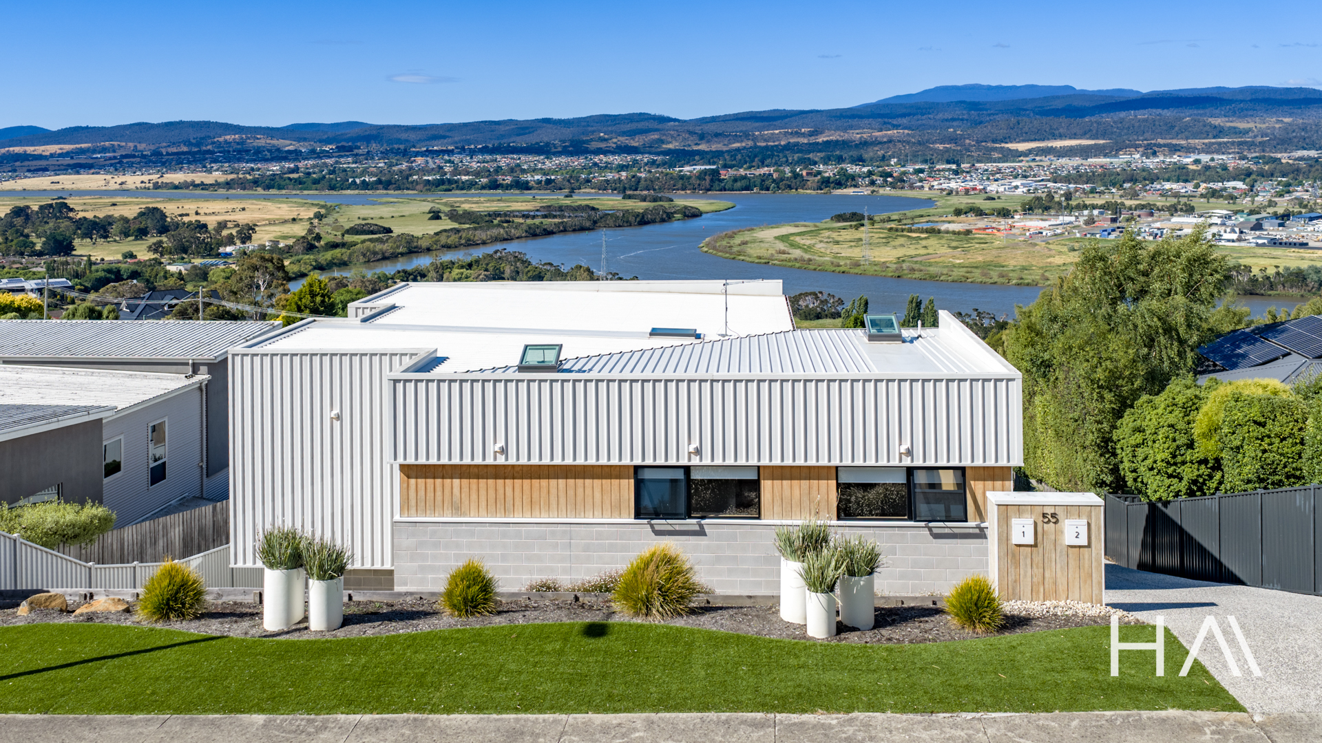 3-bedroom house at 1/55 Lachlan Parade, Trevallyn, TAS 7250, West Tamar, Tasmania