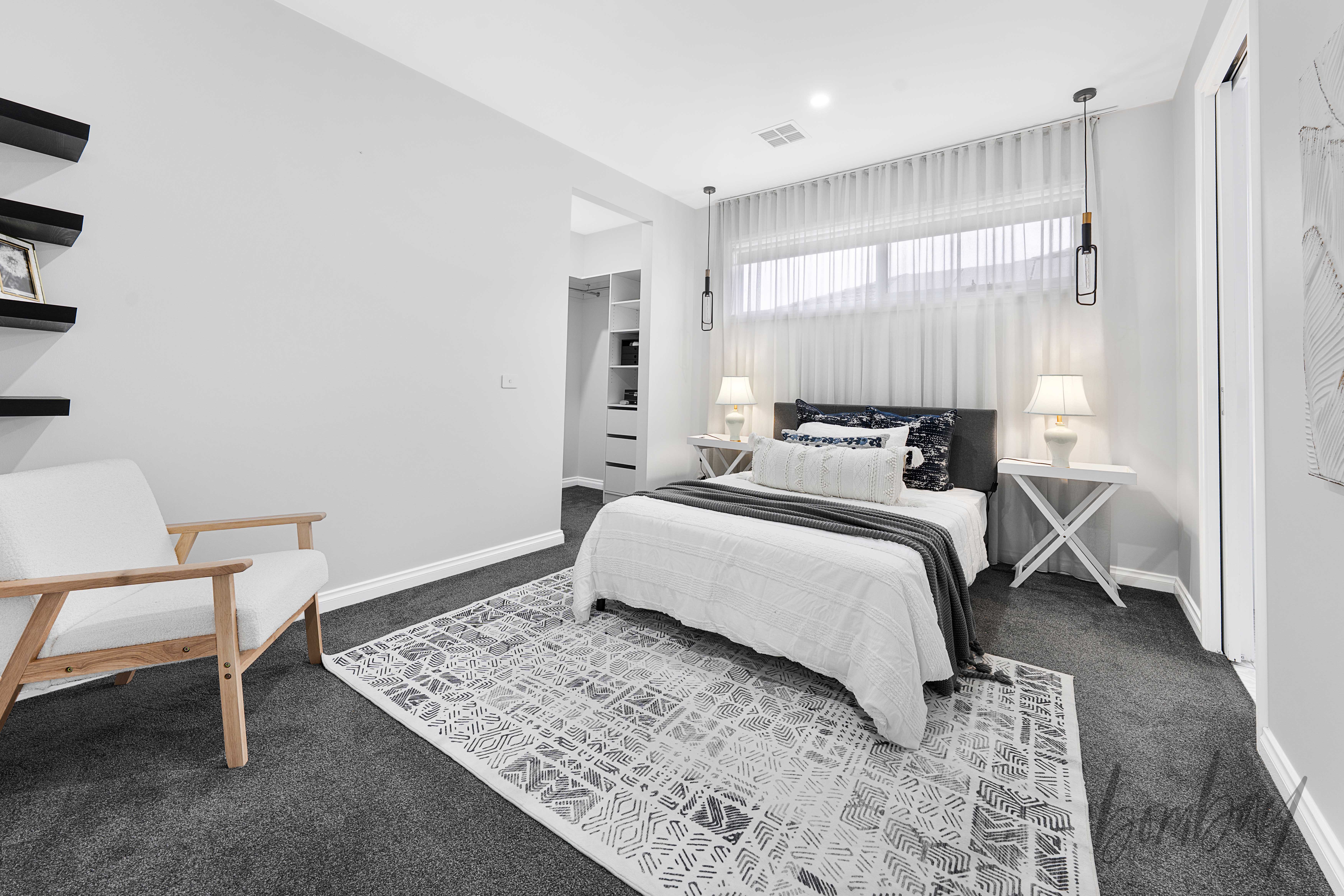5-bedroom house at 5 Lapilli Way, Craigieburn, VIC 3064, Hume, Victoria