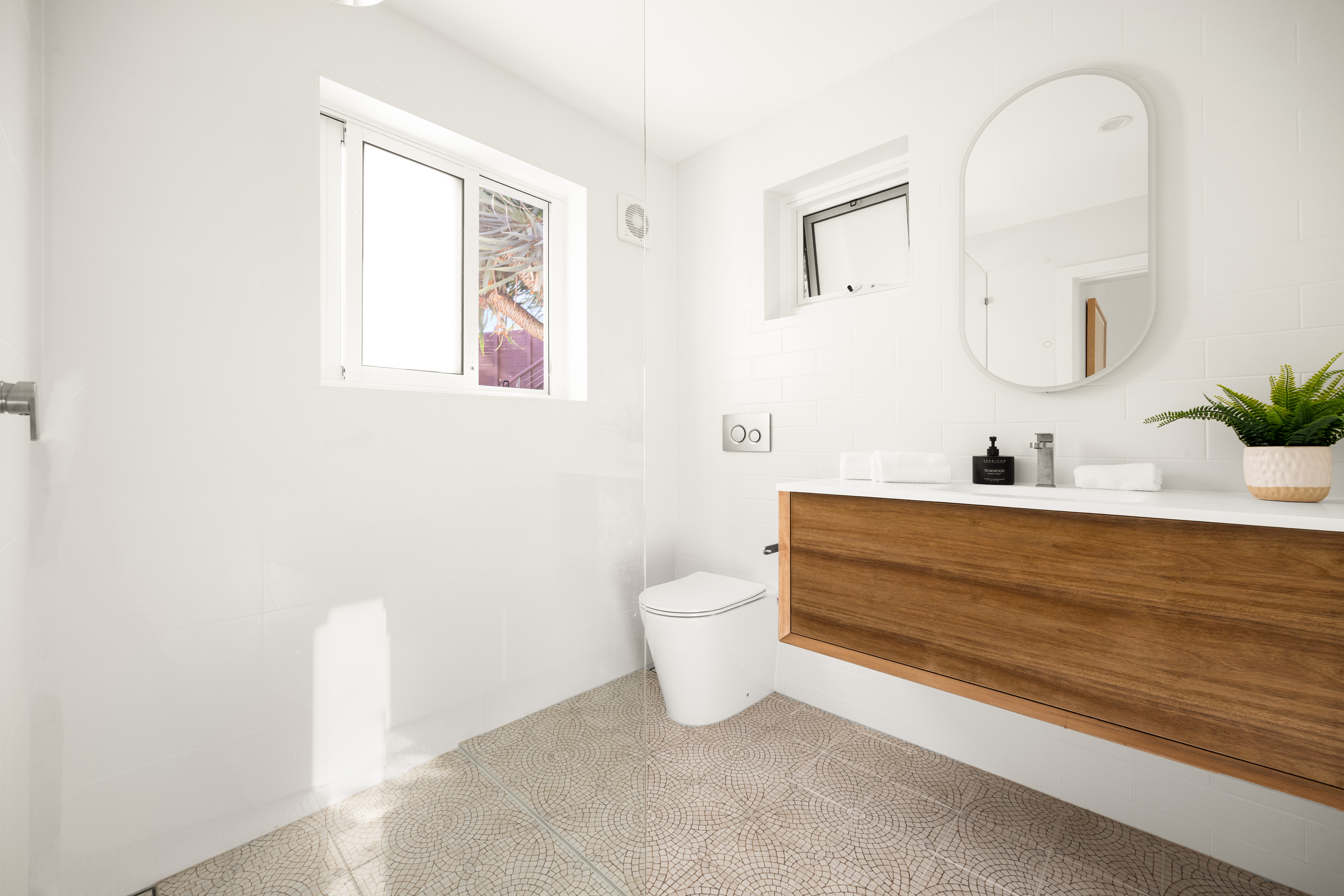 4-bedroom house at 150 QUEENSCLIFF ROAD, Queenscliff NSW 2096, Northern Beaches, New South Wales