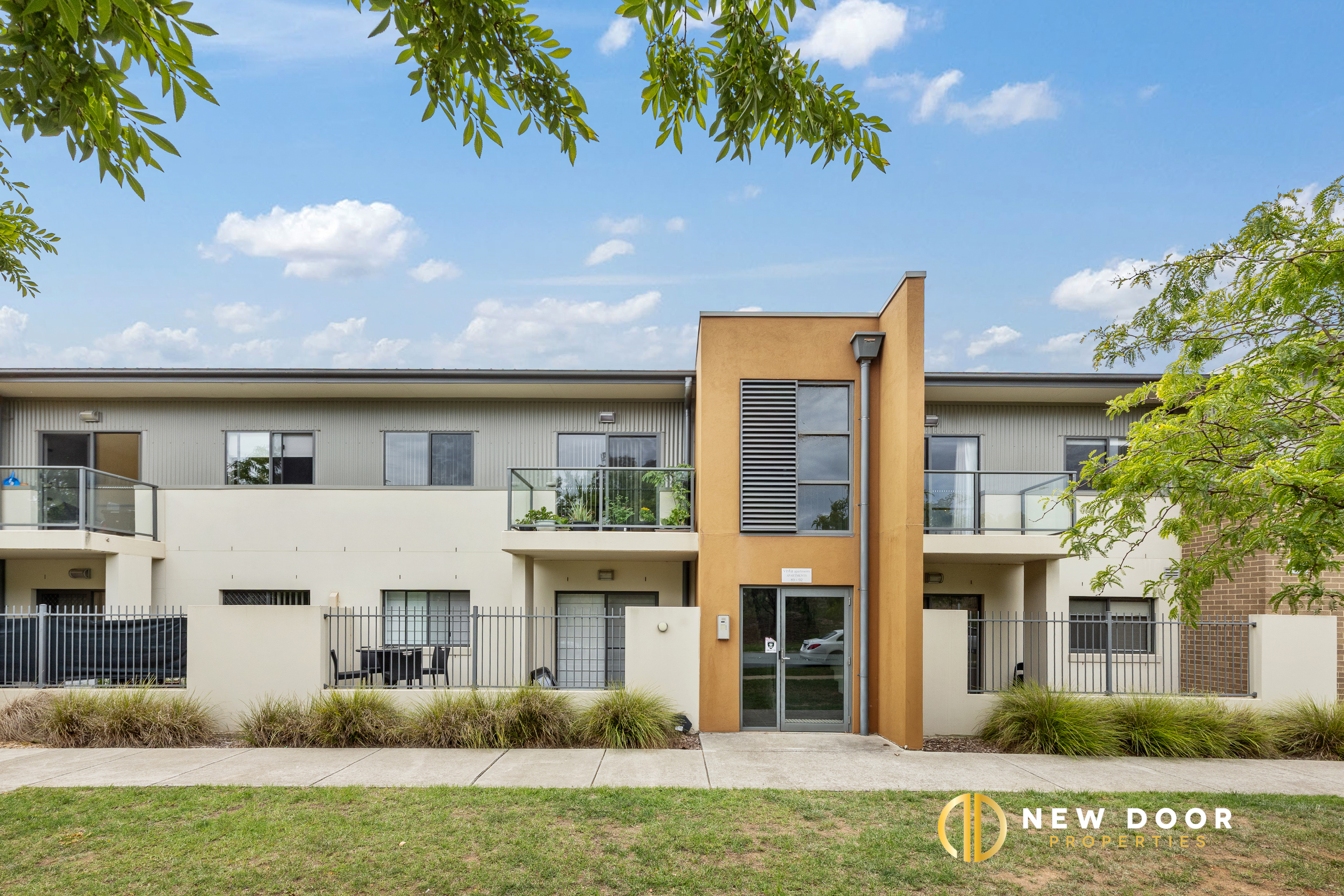 VISTA APARTMENTS 91 104 HENRY KENDALL STREET, FRANKLIN ACT 2913 - Image 1