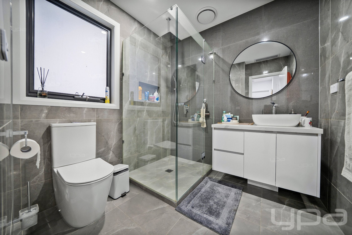 2/3 Cosgrove Court, Meadow Heights, Vic, 3048 - Image 5
