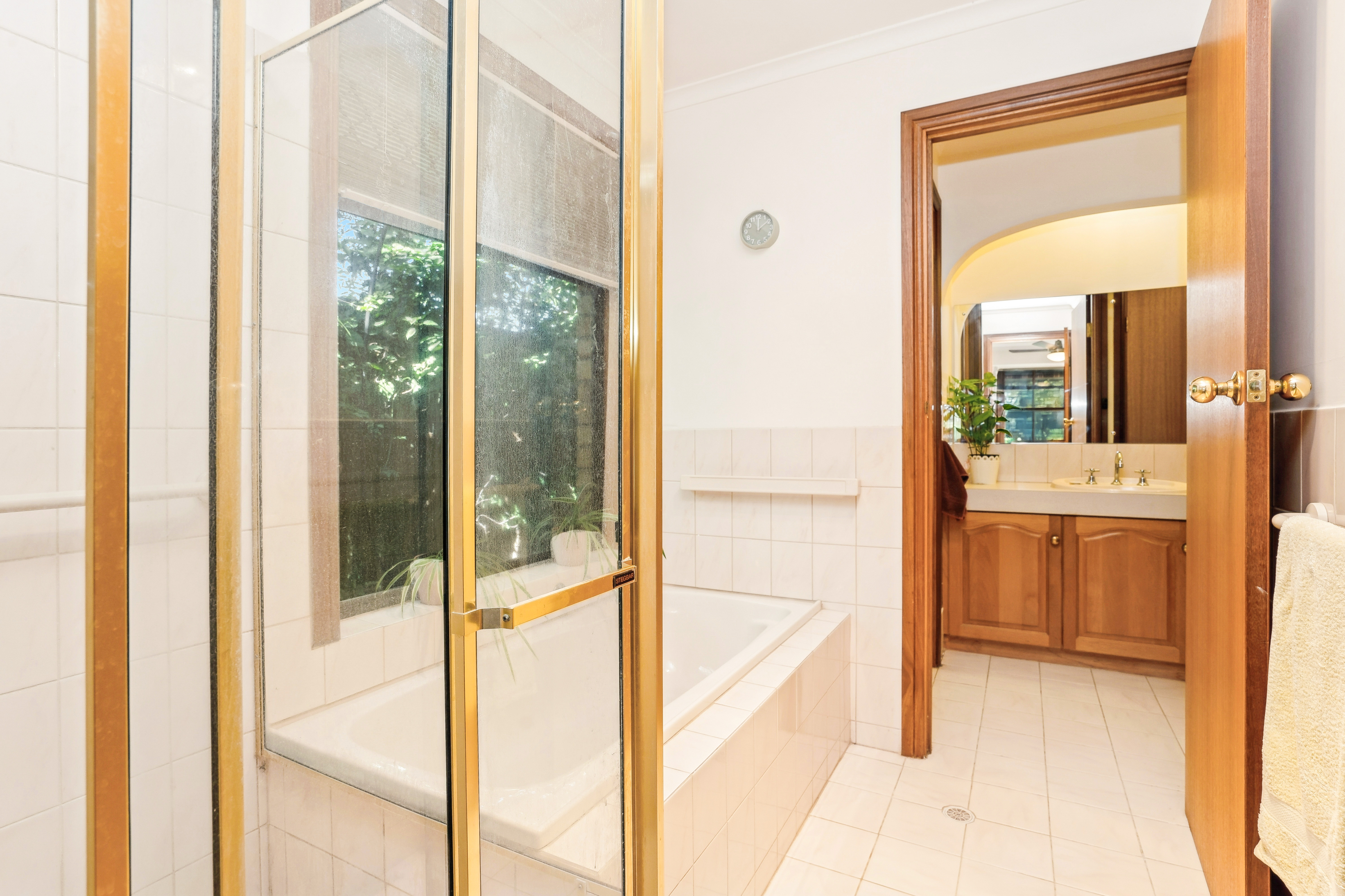 3-bedroom house at 14 Farnsworth Drive, Morphett Vale, SA 5162, Onkaparinga, South Australia