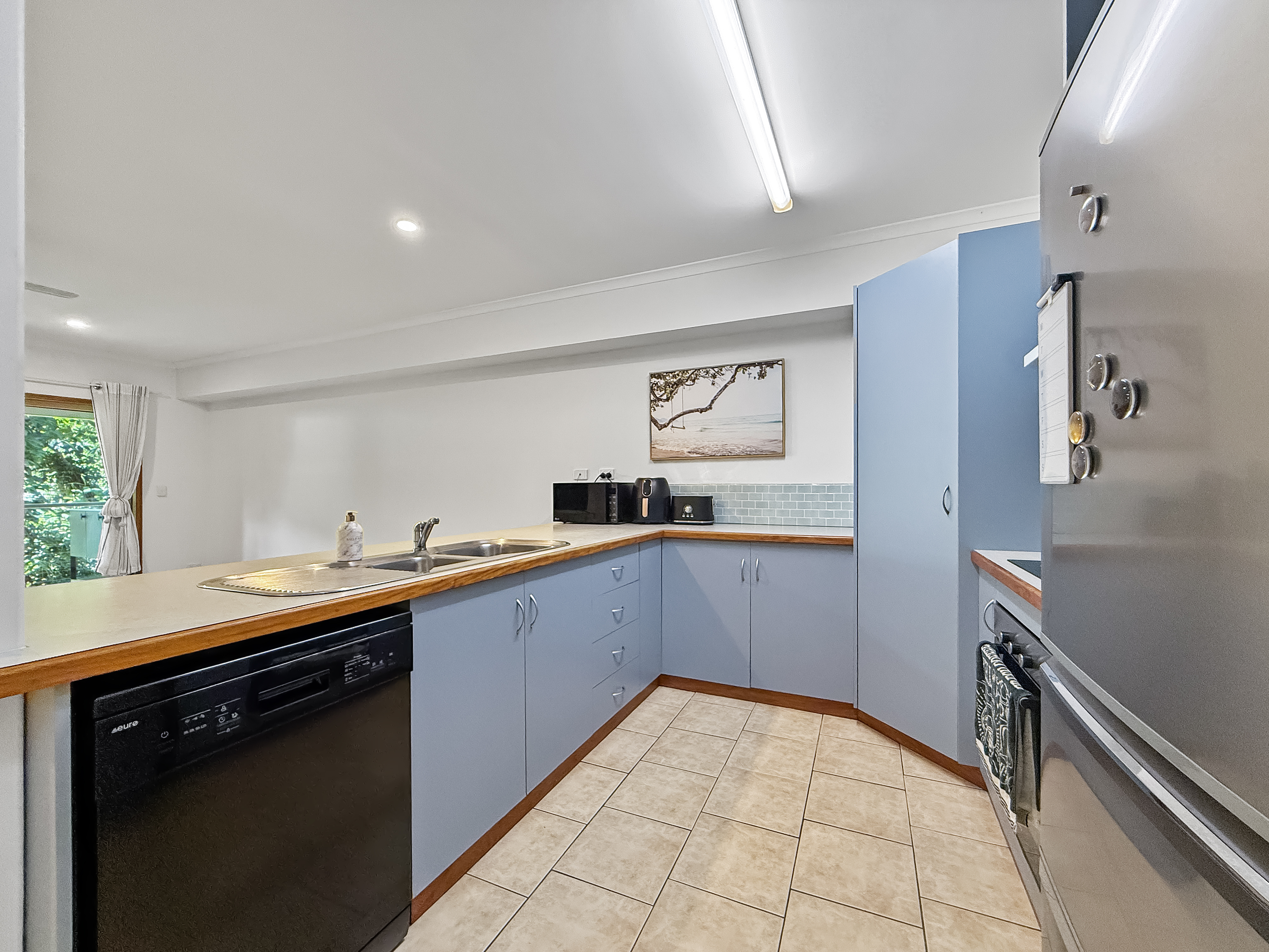 2-bedroom unit at Unit 9/2032C Tully Mission Beach Rd, Wongaling Beach, Qld, 4852, Cassowary Coast, Queensland