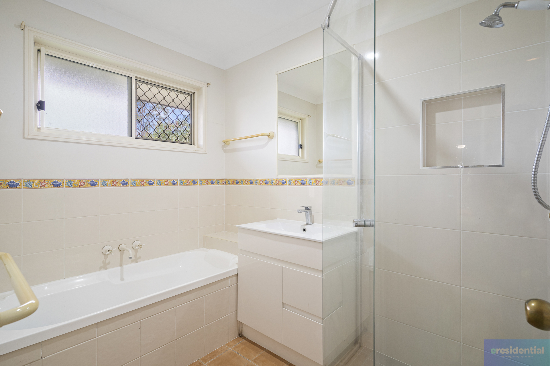 4-bedroom house at 16 Mulligan, Edens Landing, QLD 4207, Logan, Queensland