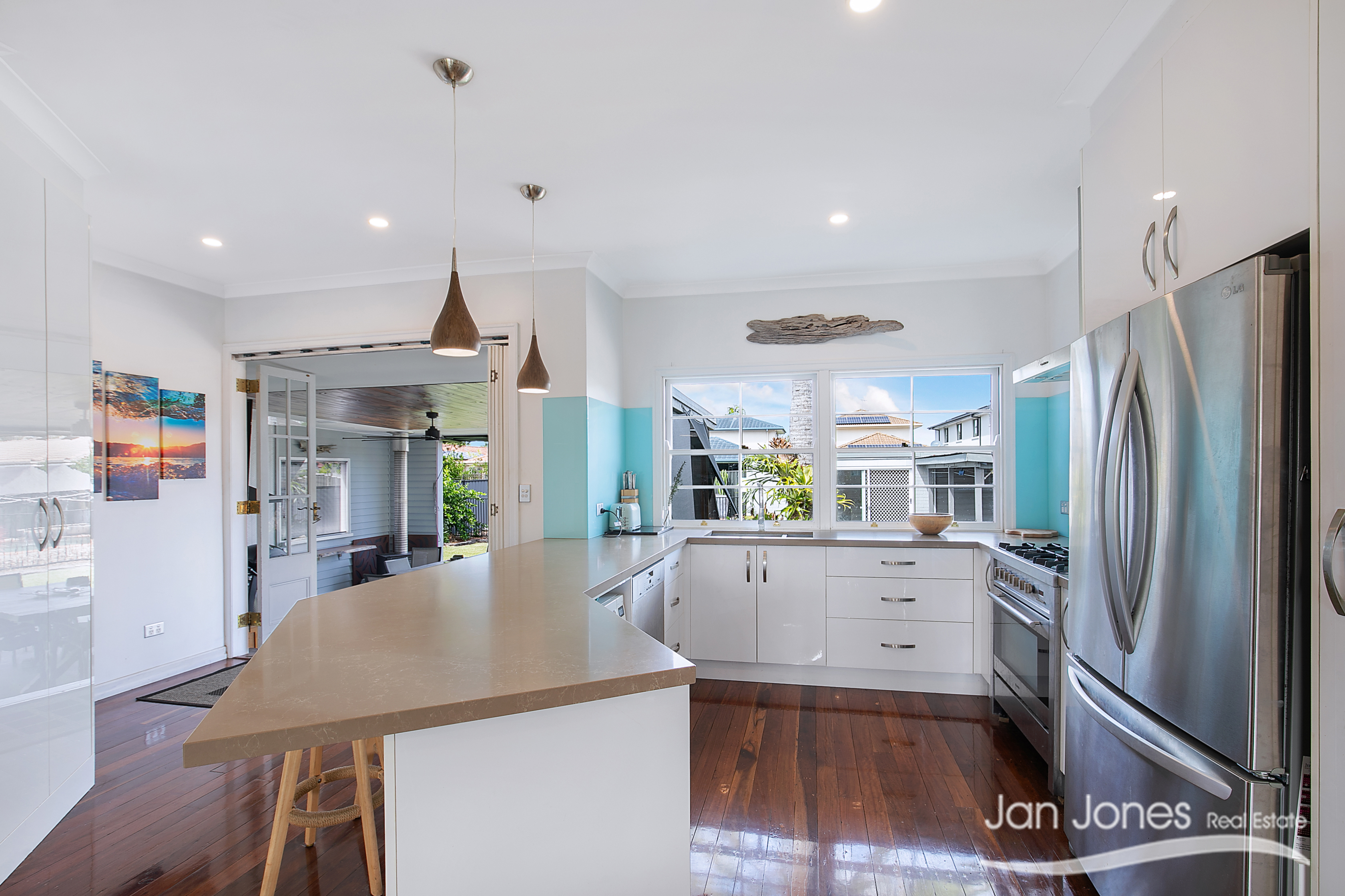 107 EVERSLEIGH ROAD, Scarborough QLD 4020 - Image 4