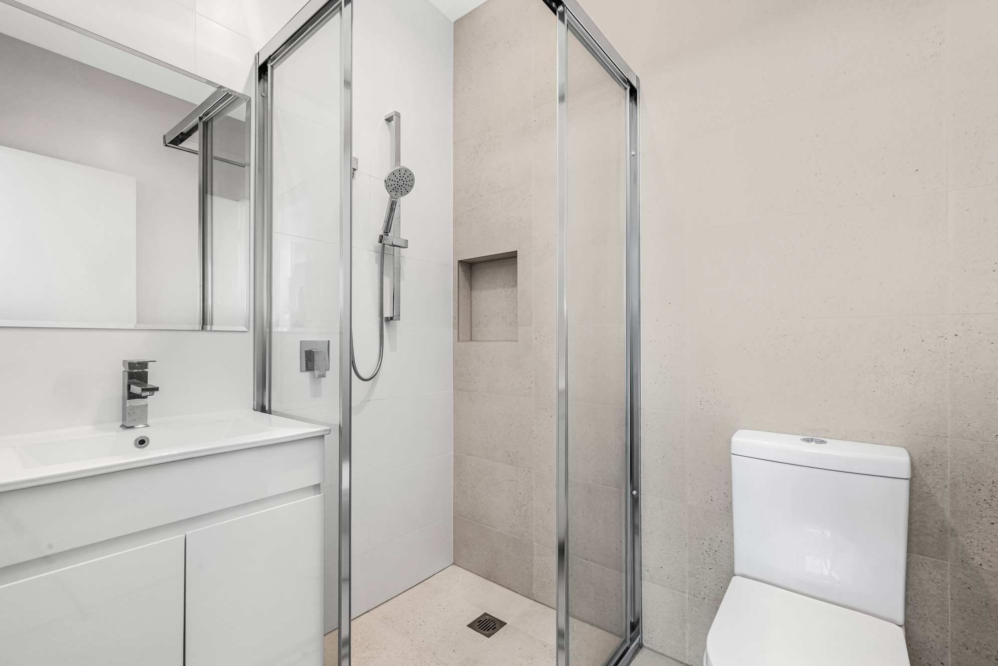9 75-77 ADELAIDE STREET, OXLEY PARK NSW 2760 - Image 4