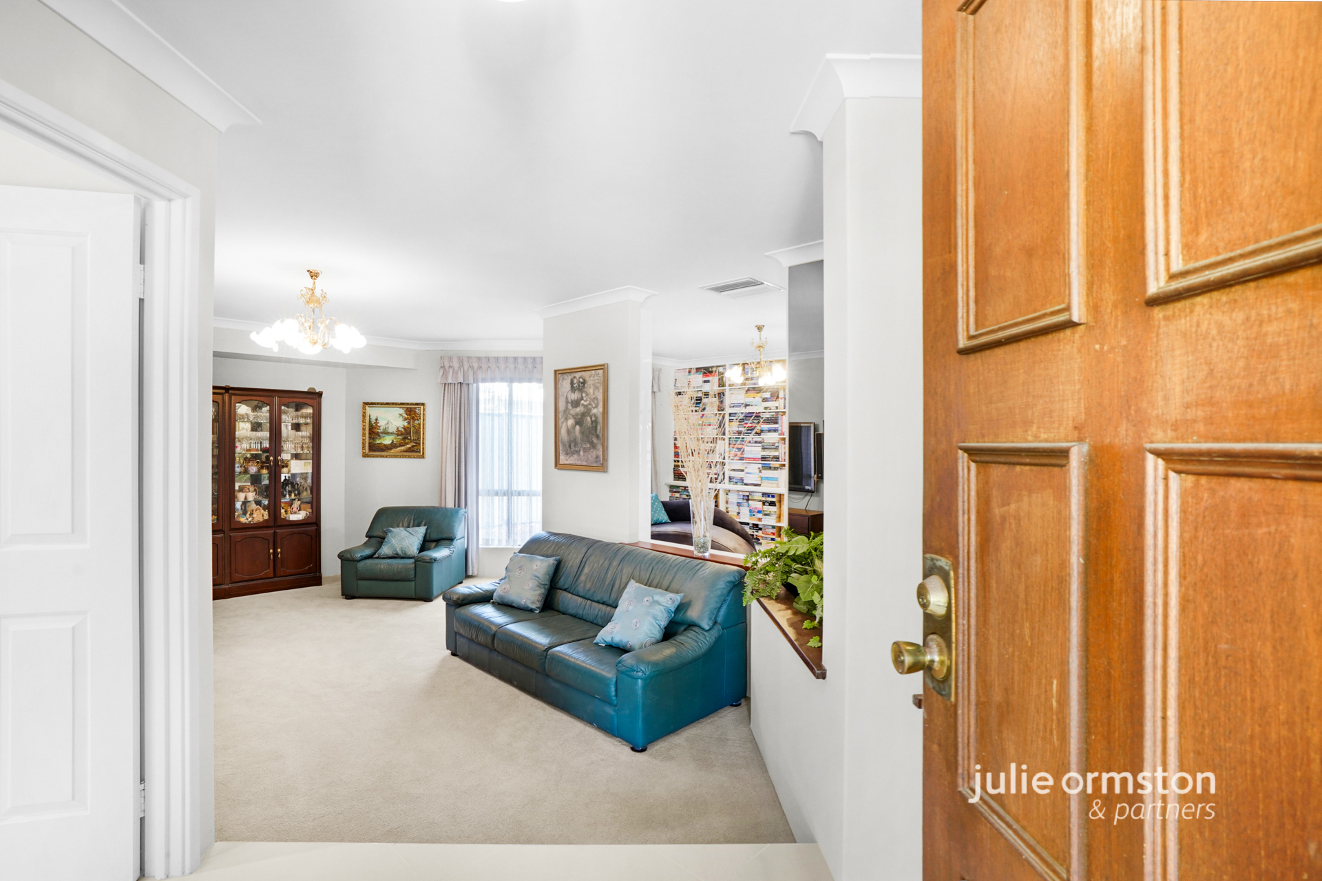 16 Lakevalley Drive, Edgewater, WA 6027 - Image 7