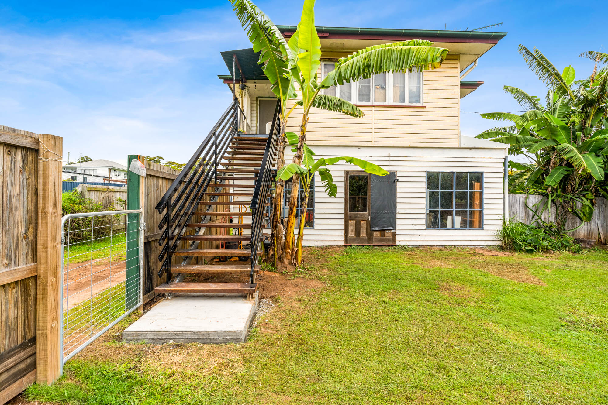 7 Wakehill Road, Russell Island QLD 4184 - Image 2