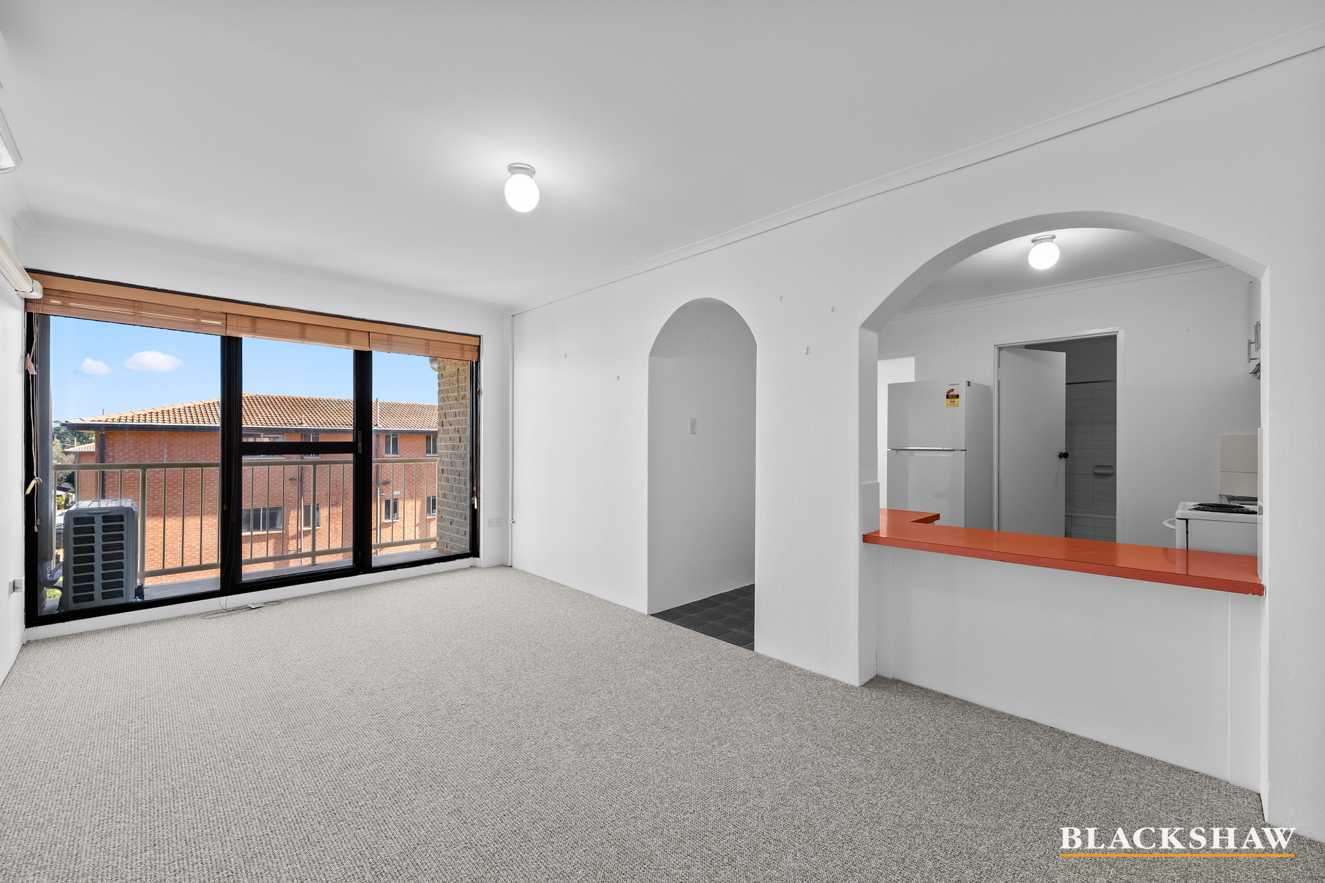 11/5 Crest Road, Crestwood, NSW 2620 - Image 2