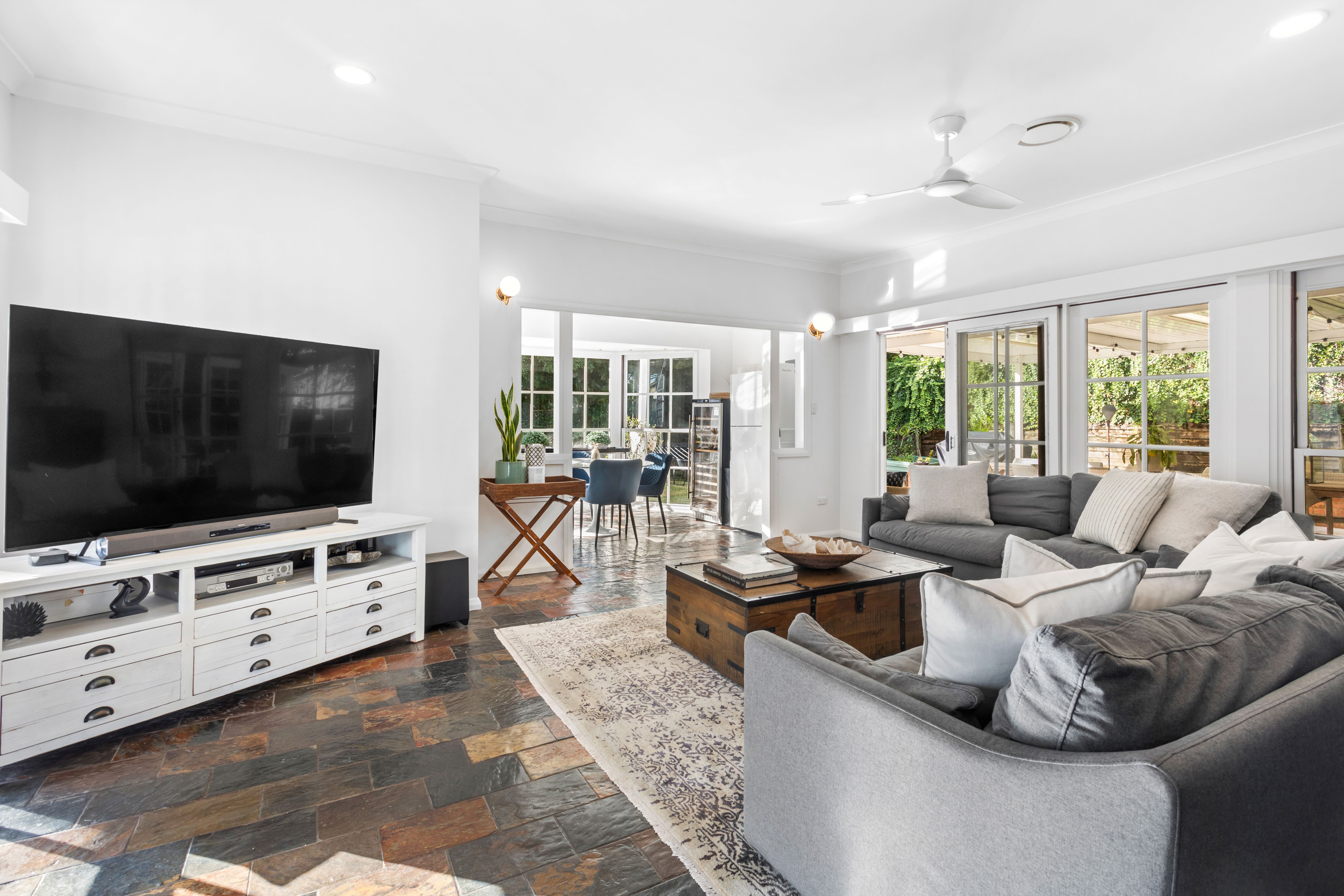 9 MARLBOROUGH PLACE, St Ives NSW 2075 - Image 2
