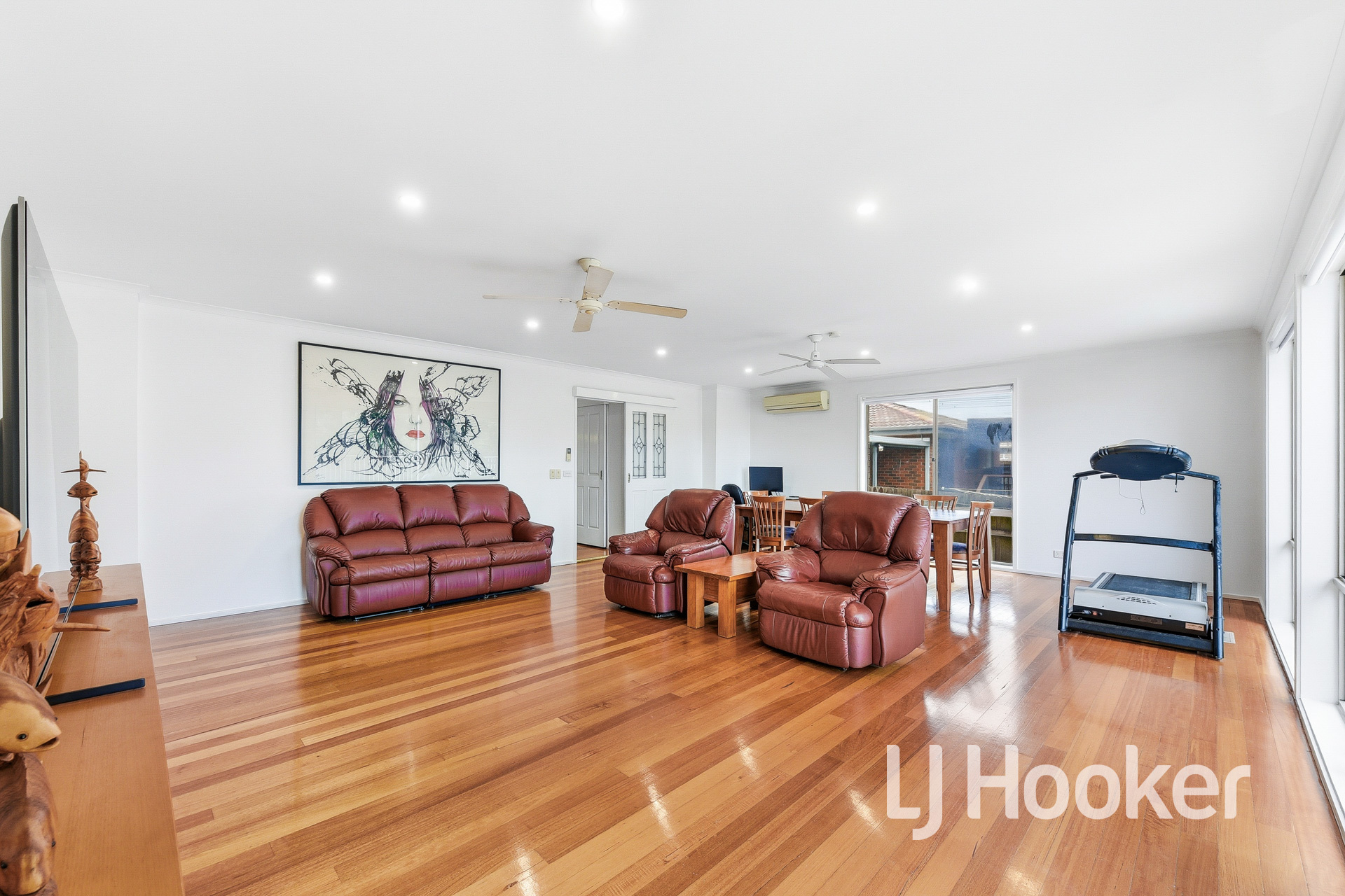 29 SAFFRON DRIVE, Hallam VIC 3803 - Image 8